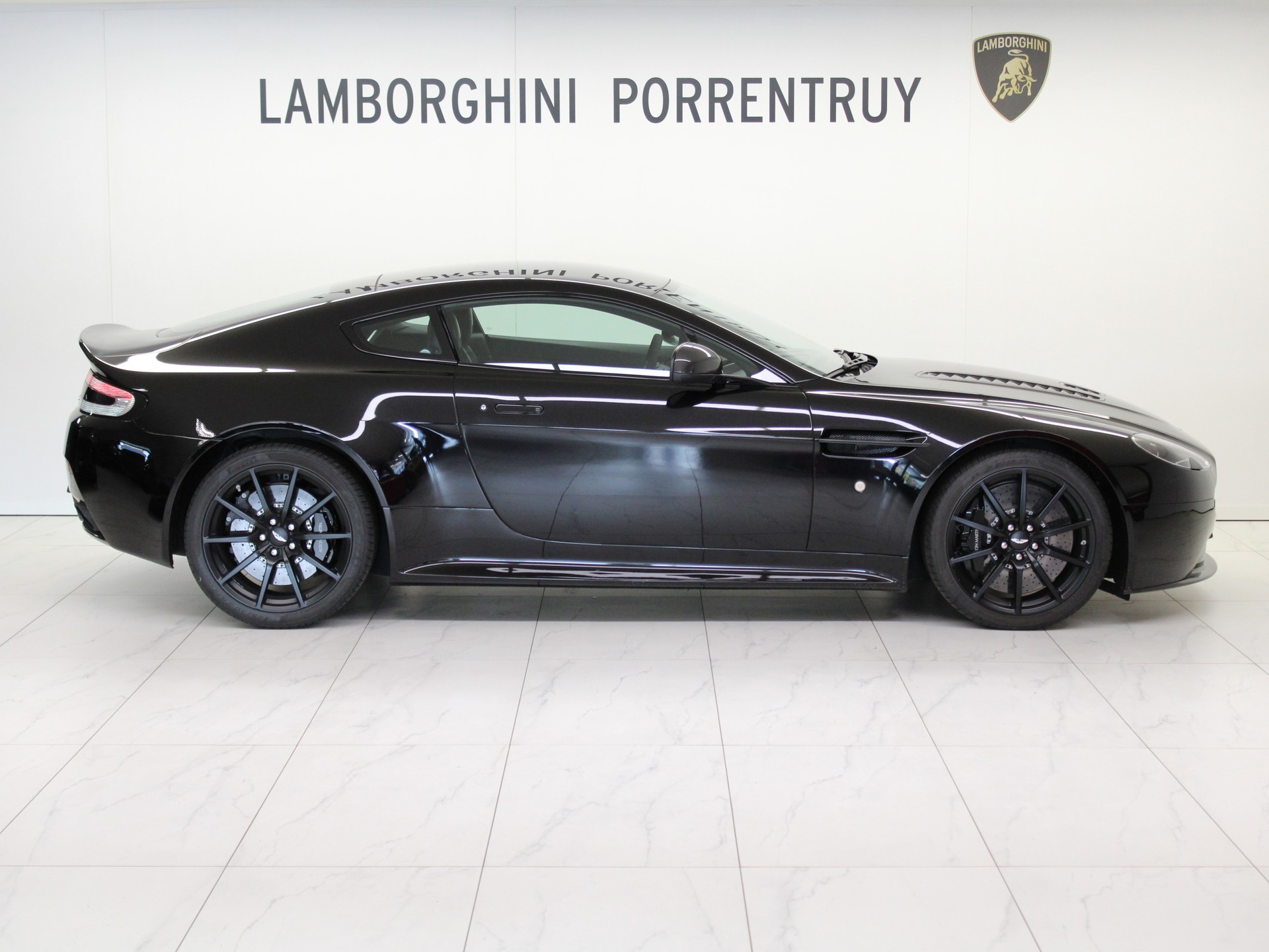 ASTON MARTIN V12 Vantage 5.9 S Sportshift-image-1