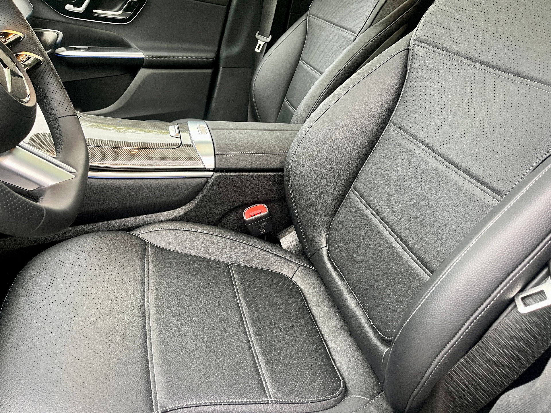 MERCEDES-BENZ GLC 220 Diesel Mild Hybrid Coupé-image-16
