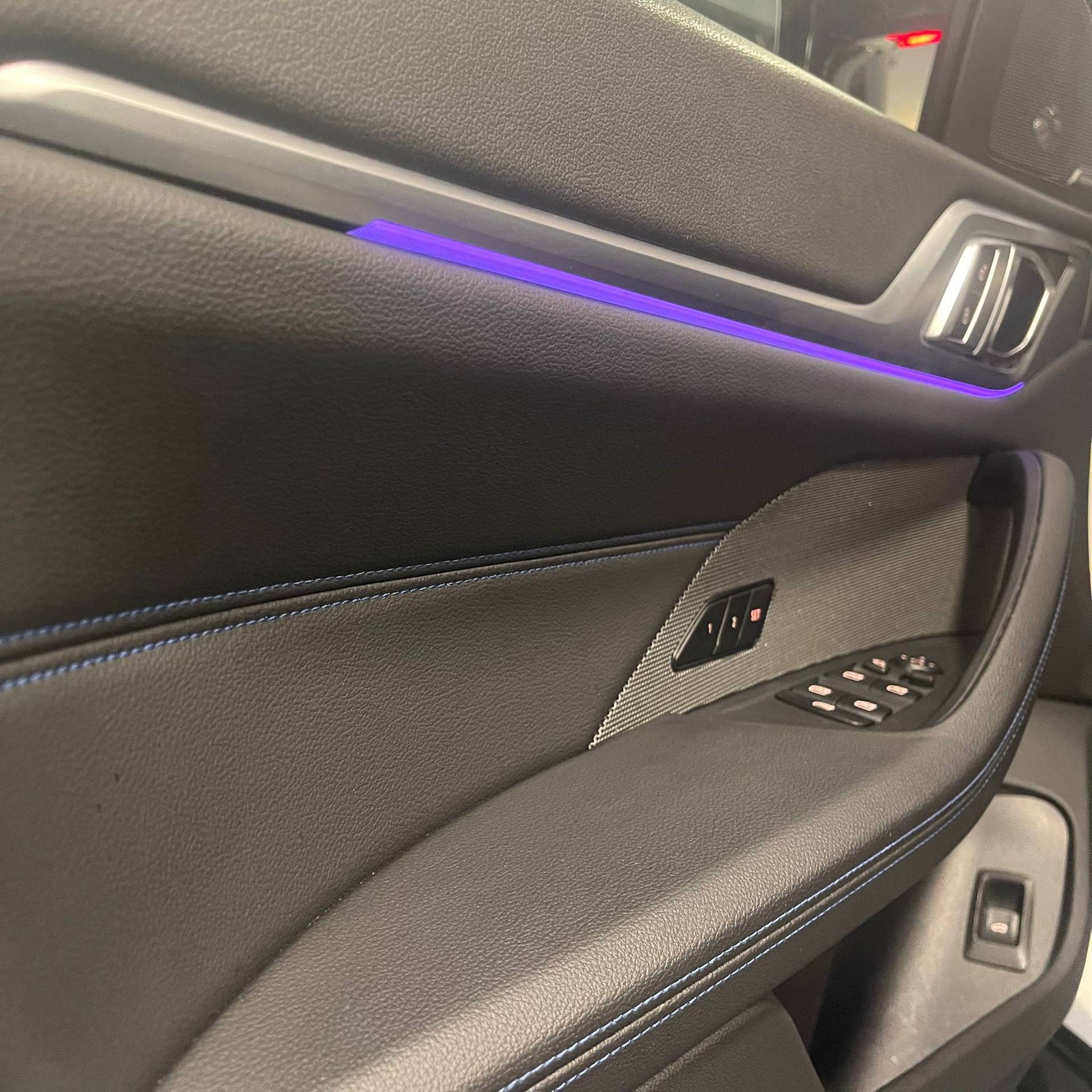 BMW M440i xDrive 48V Gran Coupé Steptronic-image-22