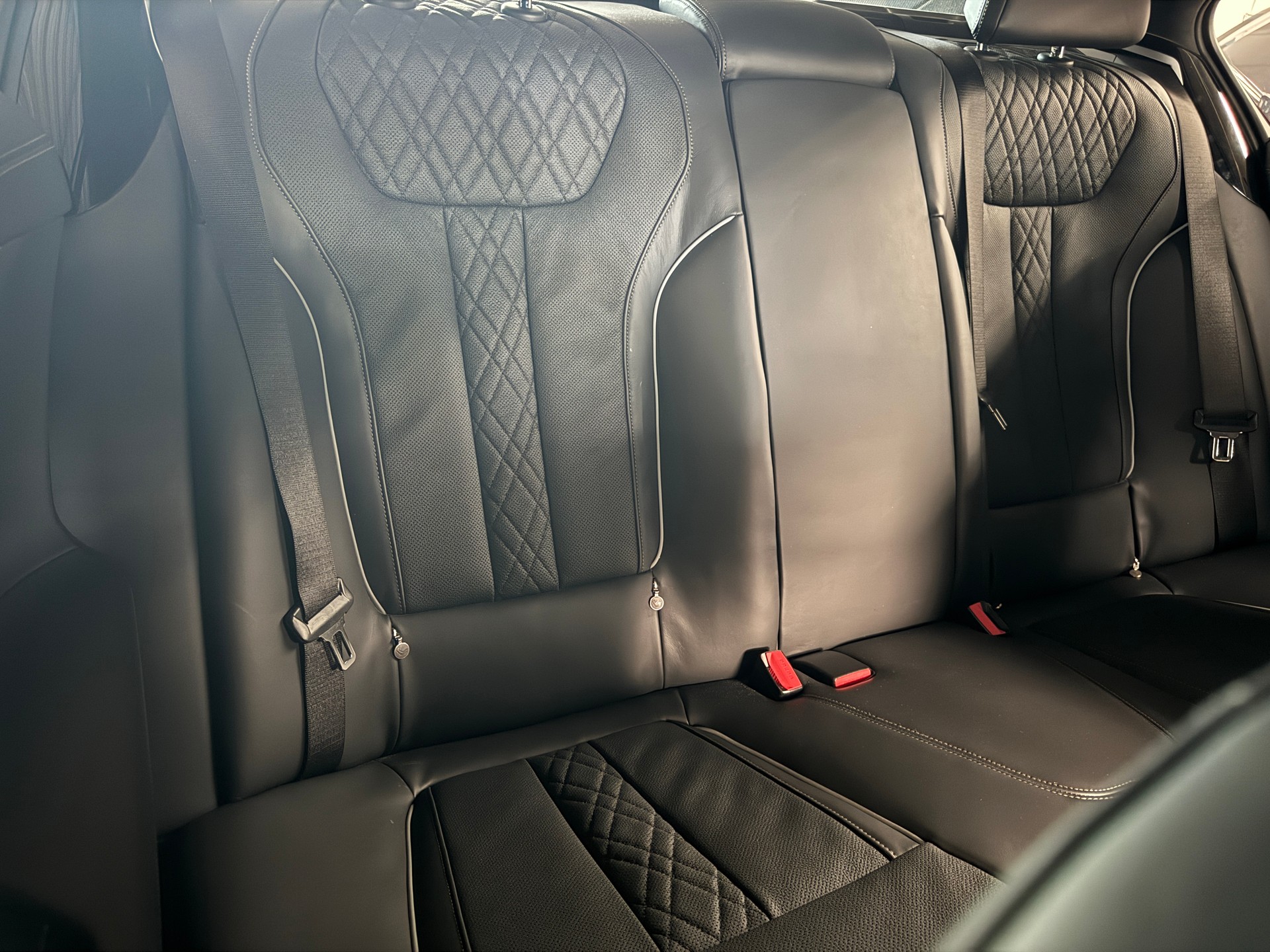 BMW 750d xDrive Steptronic-image-7
