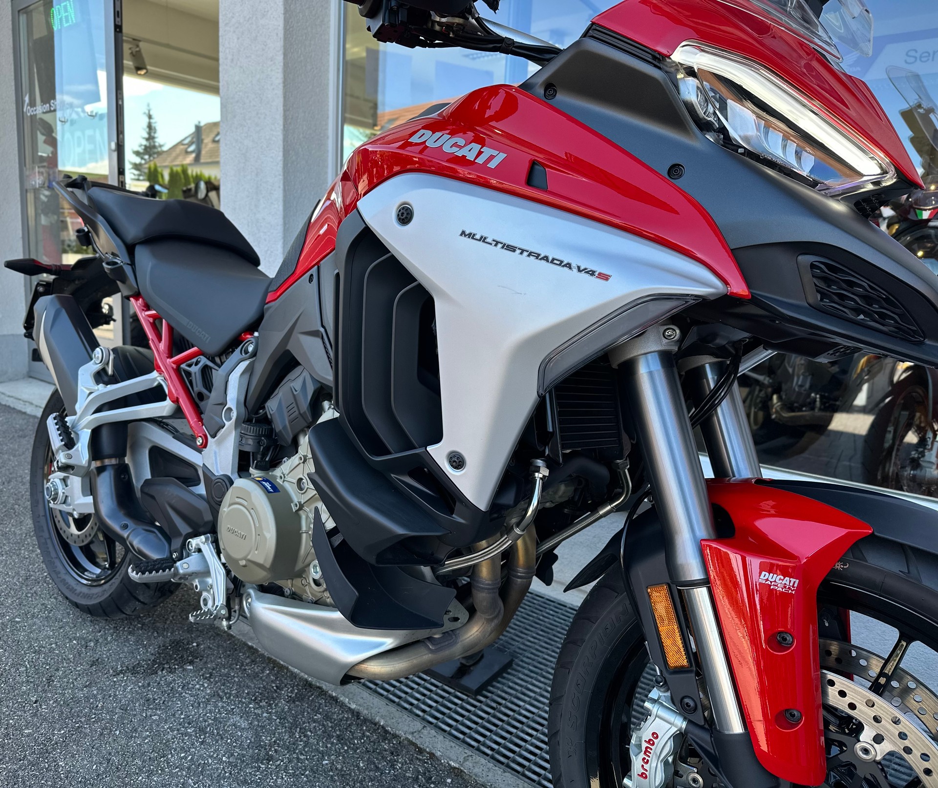 DUCATI MULTISTRADA V4 S-image-5