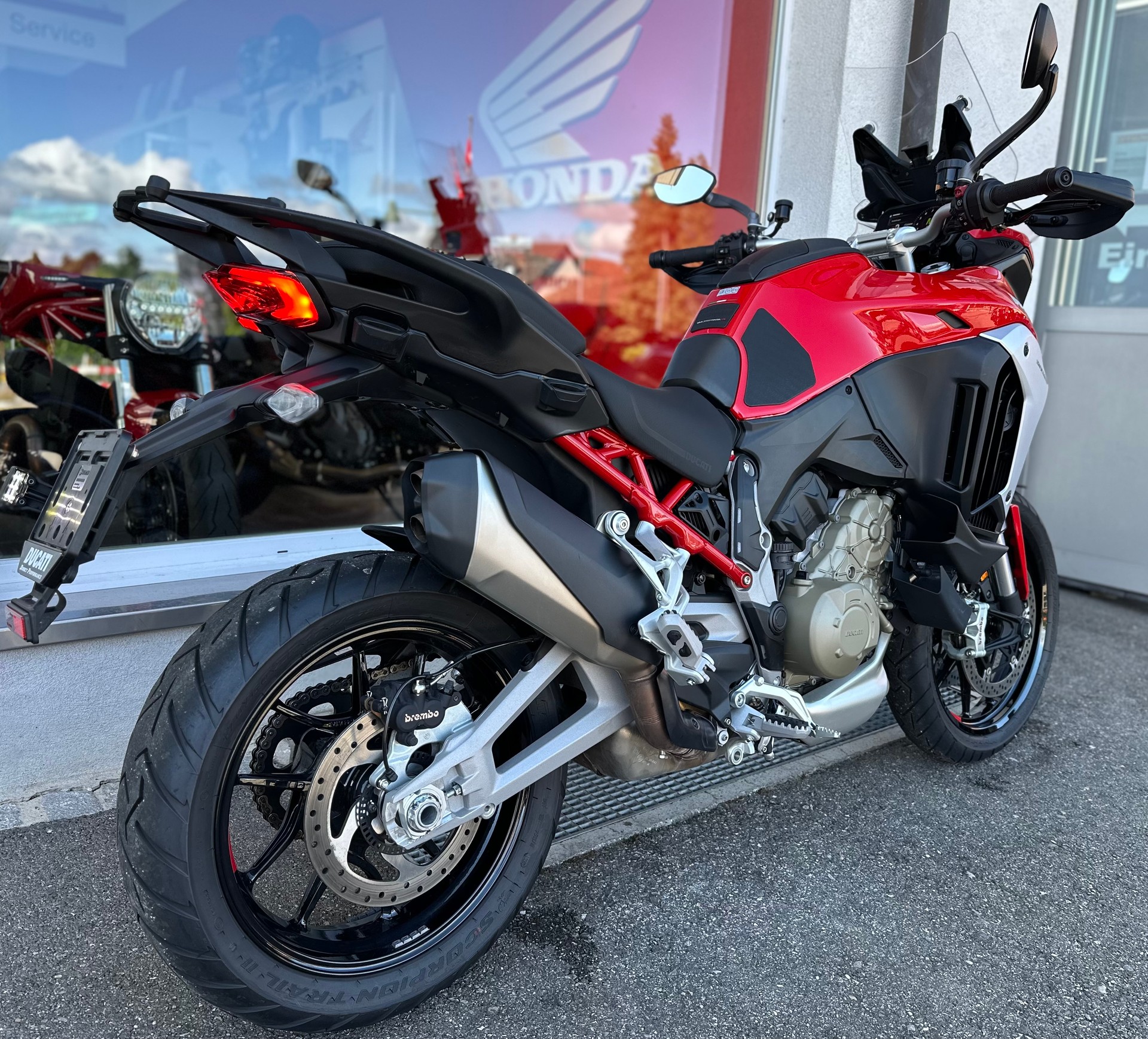 DUCATI MULTISTRADA V4 S-image-3