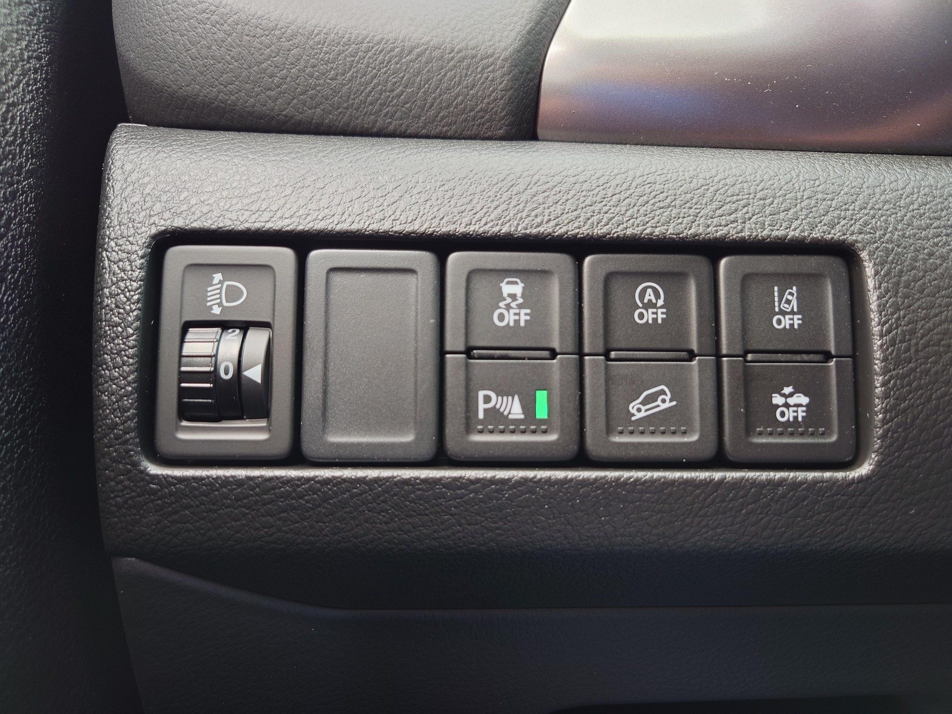 SUZUKI Vitara 1.4 T Compact+ Hybrid 4x4-image-10