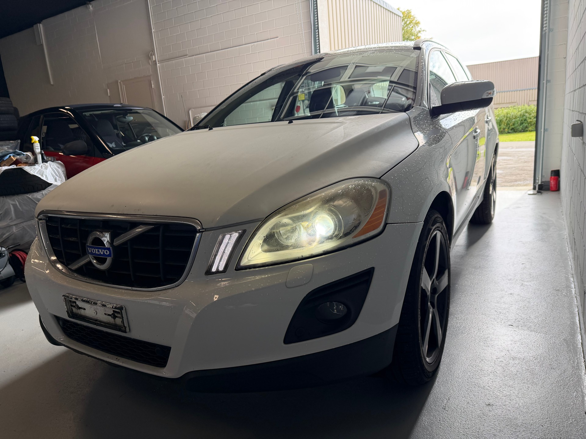 VOLVO XC60 T6 AWD Momentum Geartronic-image-3