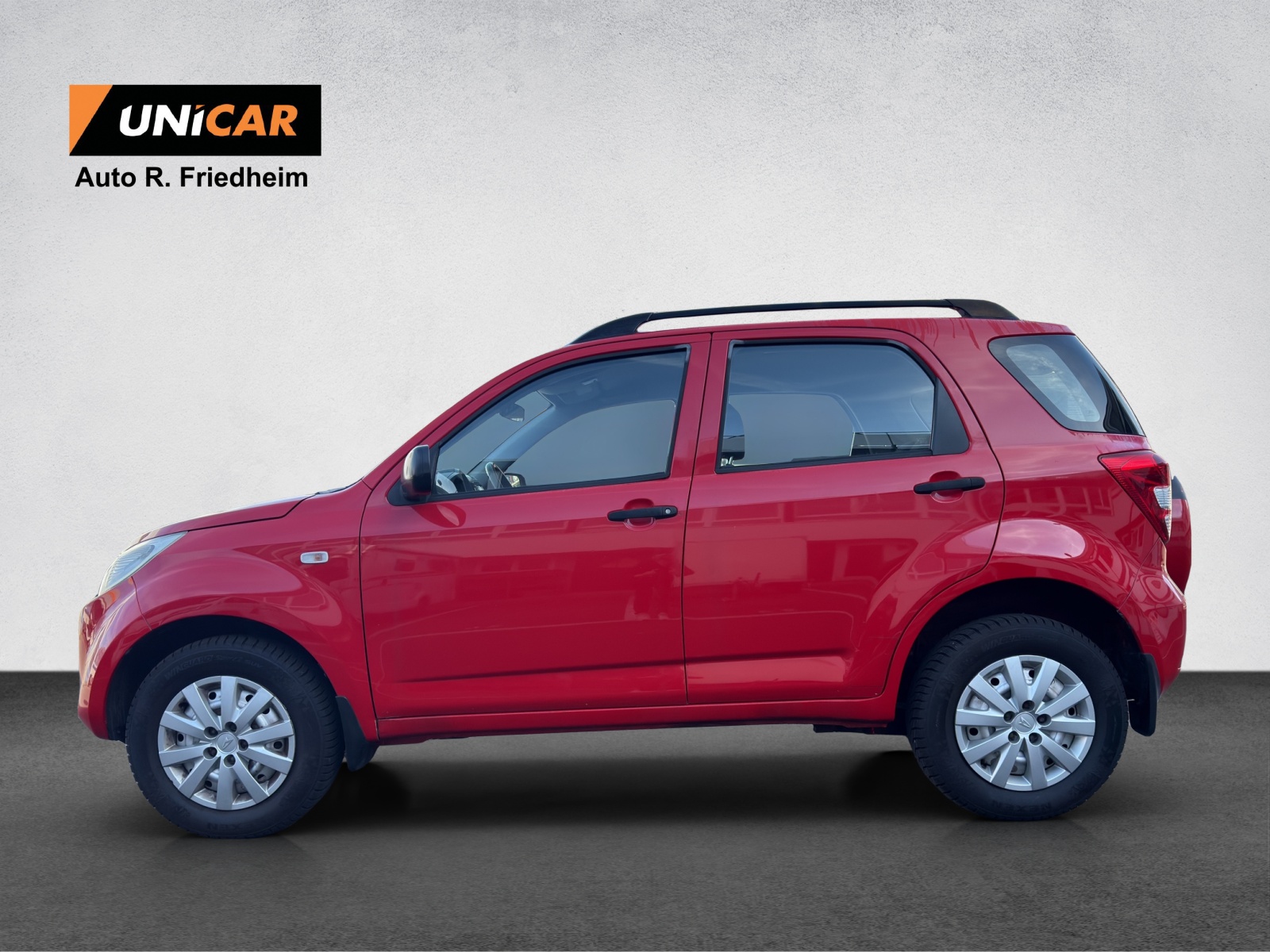 DAIHATSU TERIOS-showroom-element-3