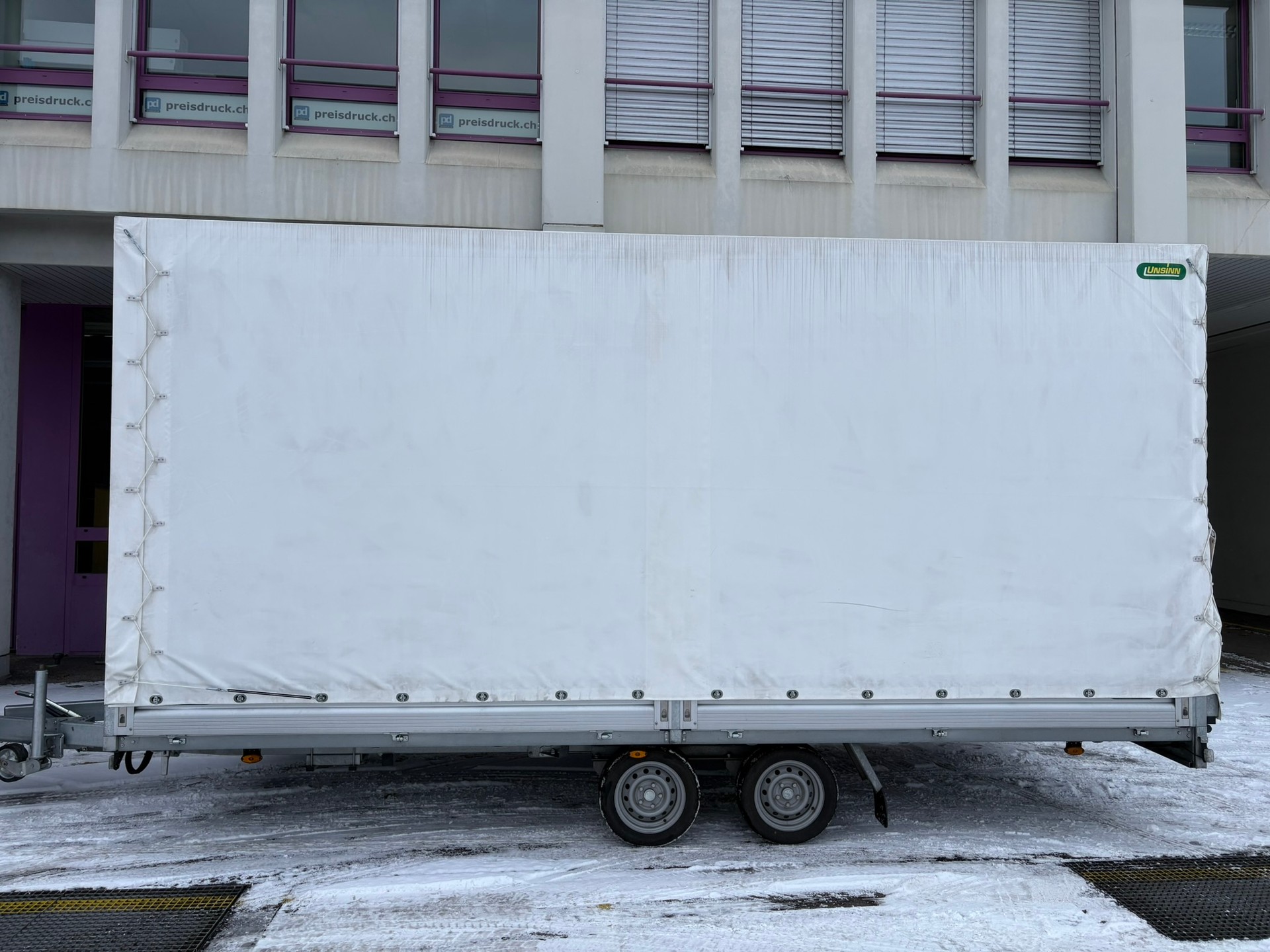 HRB Sachtransportanhänger / Autoanhänger