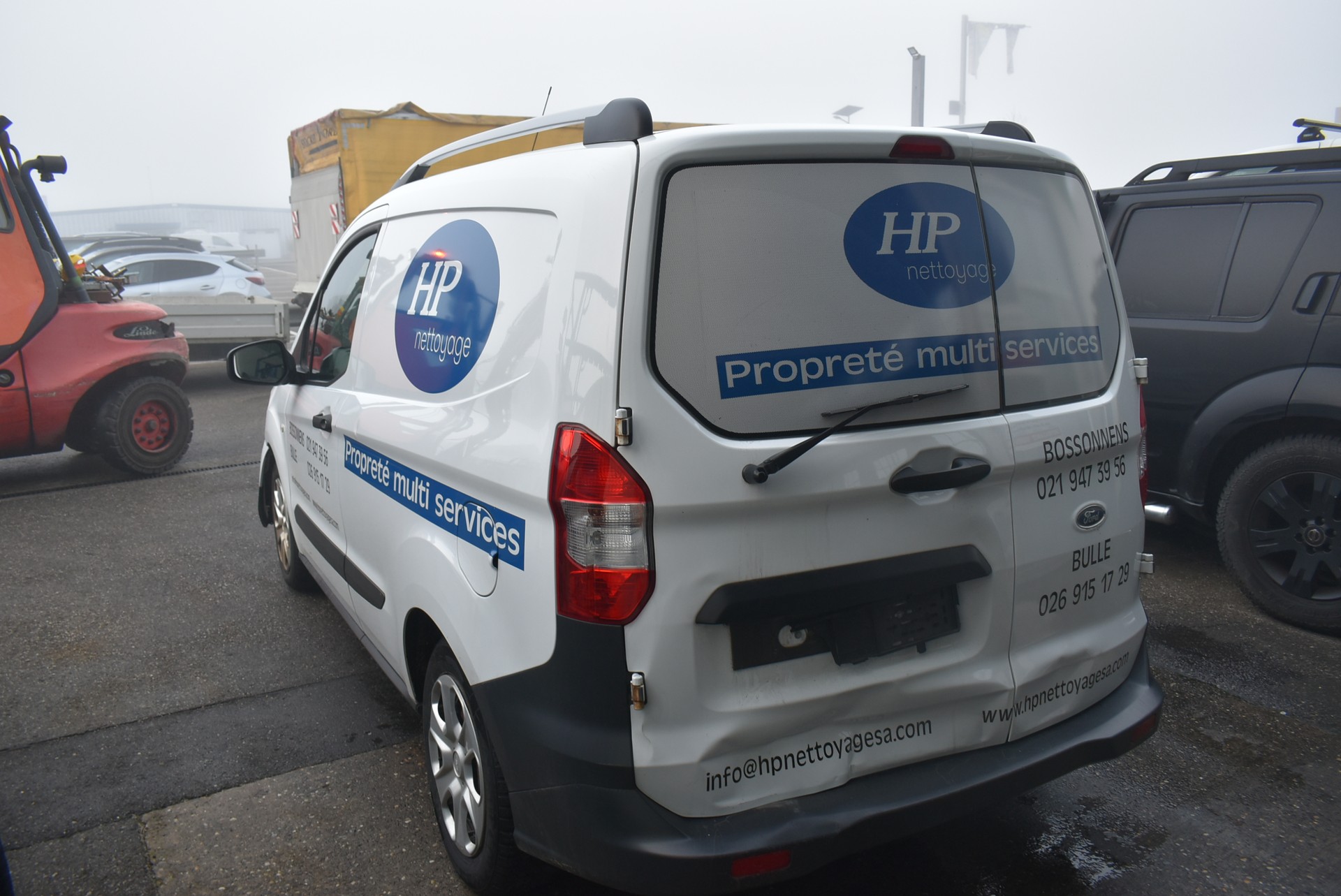 FORD Transit Courier Van 1.0 EcoBoost Trend-image-6