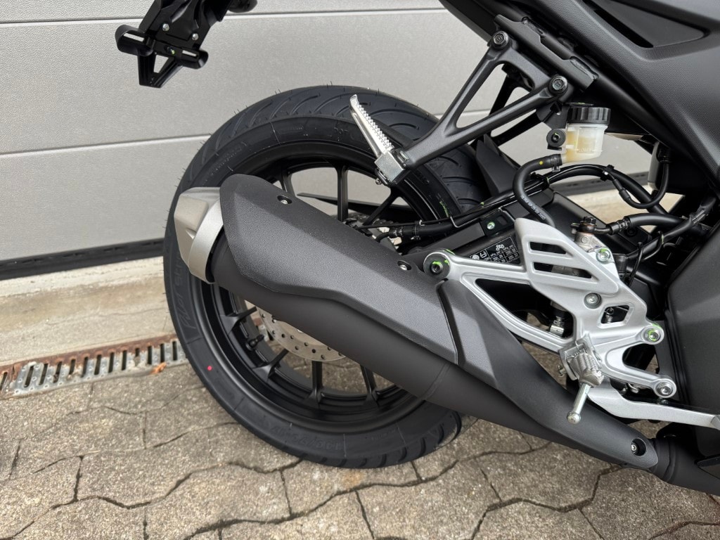 YAMAHA R125-image-7