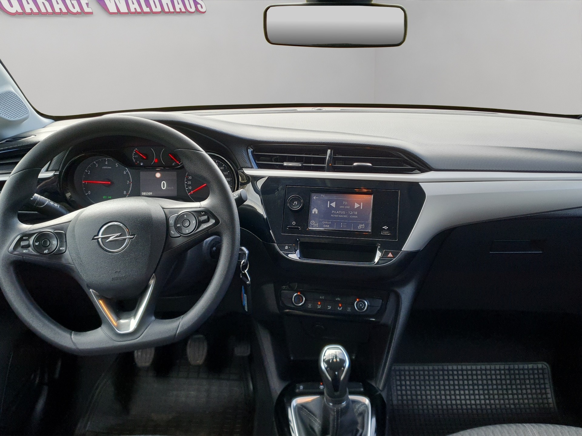 OPEL Corsa 1.2 TP Edition-image-12