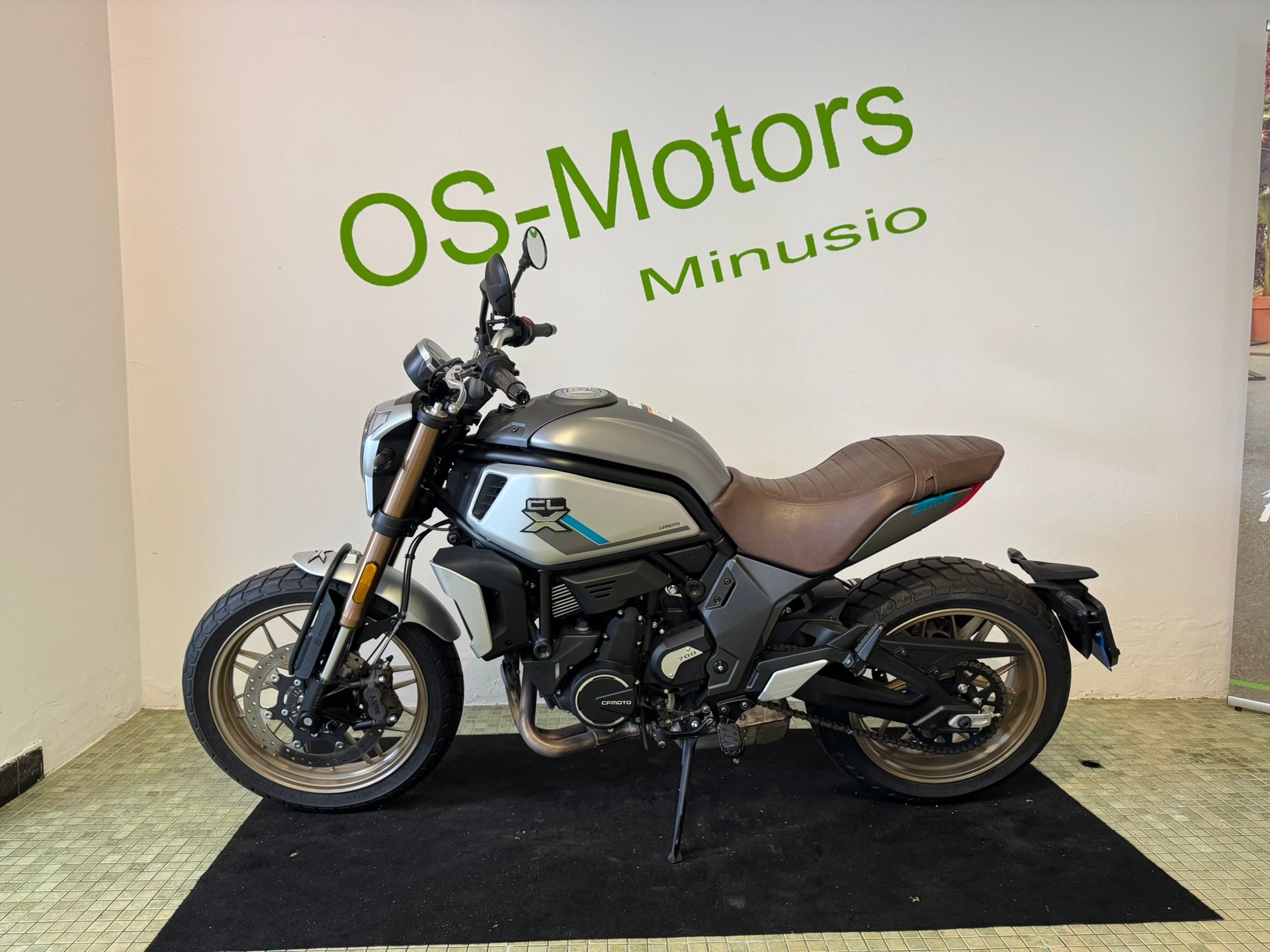 CF MOTO 700 CL-X Heritage-image-0
