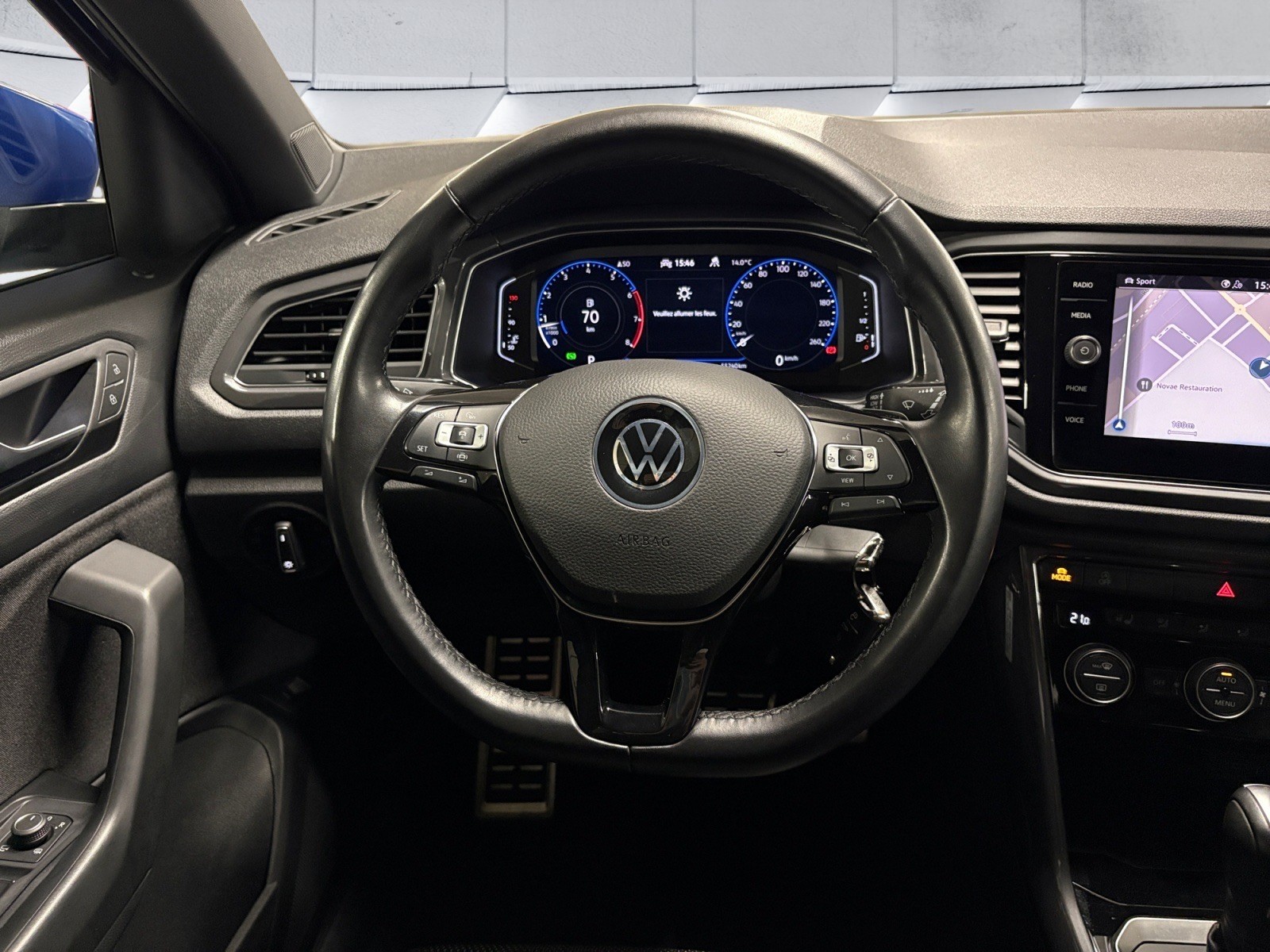 VW T-Roc 1.5 TSI EVO Sport DSG / Caméra de recul / Attelage démontable / I-cockpit-image-9