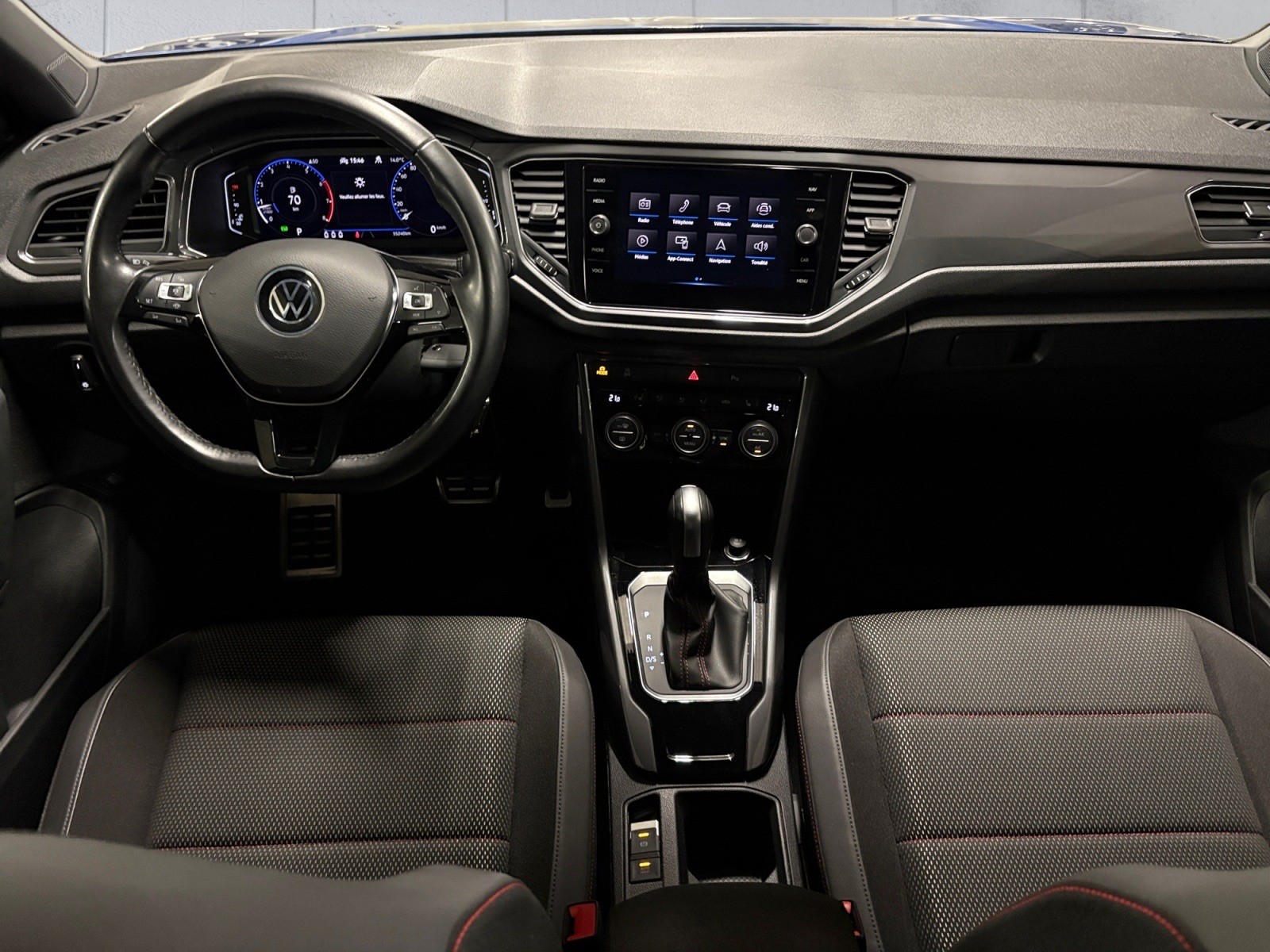 VW T-Roc 1.5 TSI EVO Sport DSG / Caméra de recul / Attelage démontable / I-cockpit-image-10