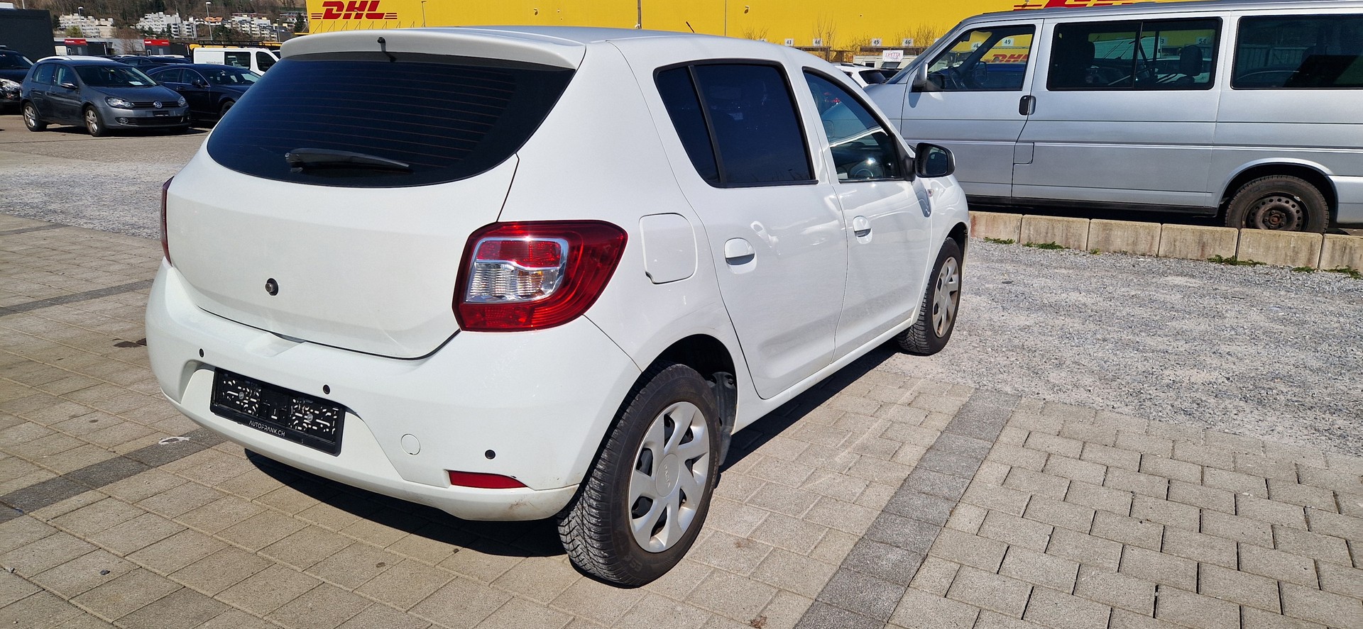 DACIA Sandero 1.5 dCi Lauréate-image-4