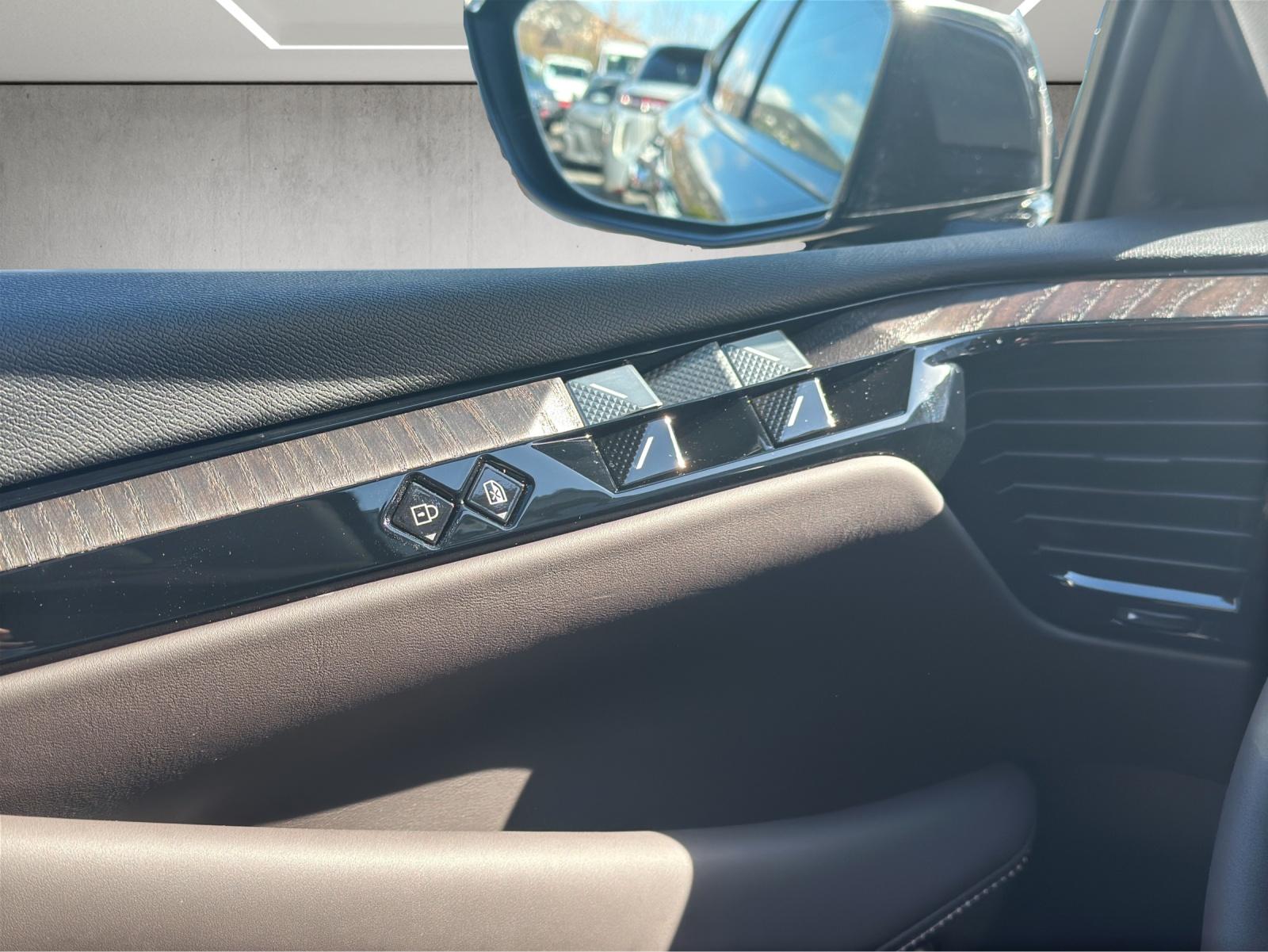 DS AUTOMOBILES No4 1.2 Hybrid 145 Étoile Nappa-image-9
