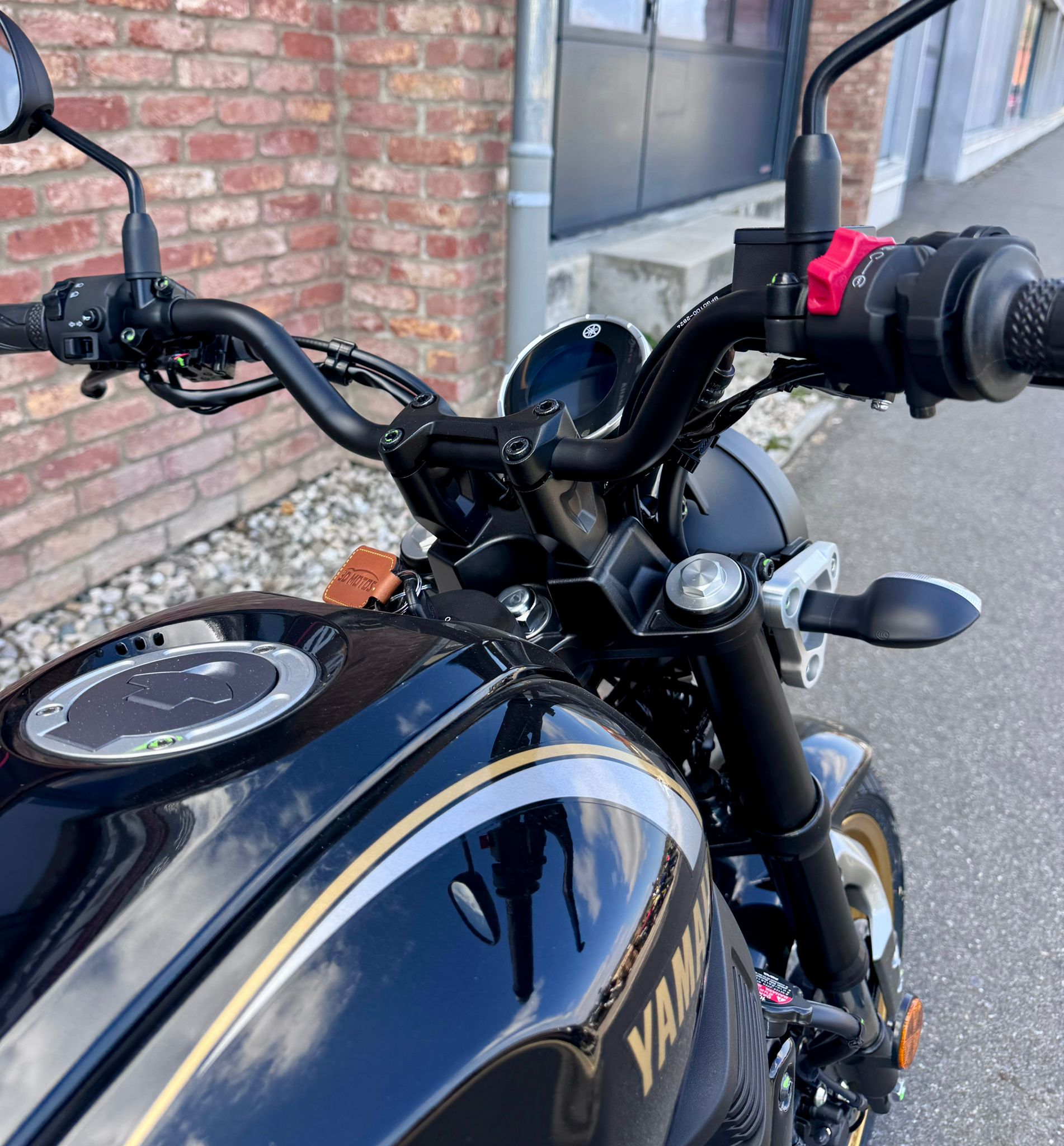 YAMAHA XSR 125 Legacy-image-6