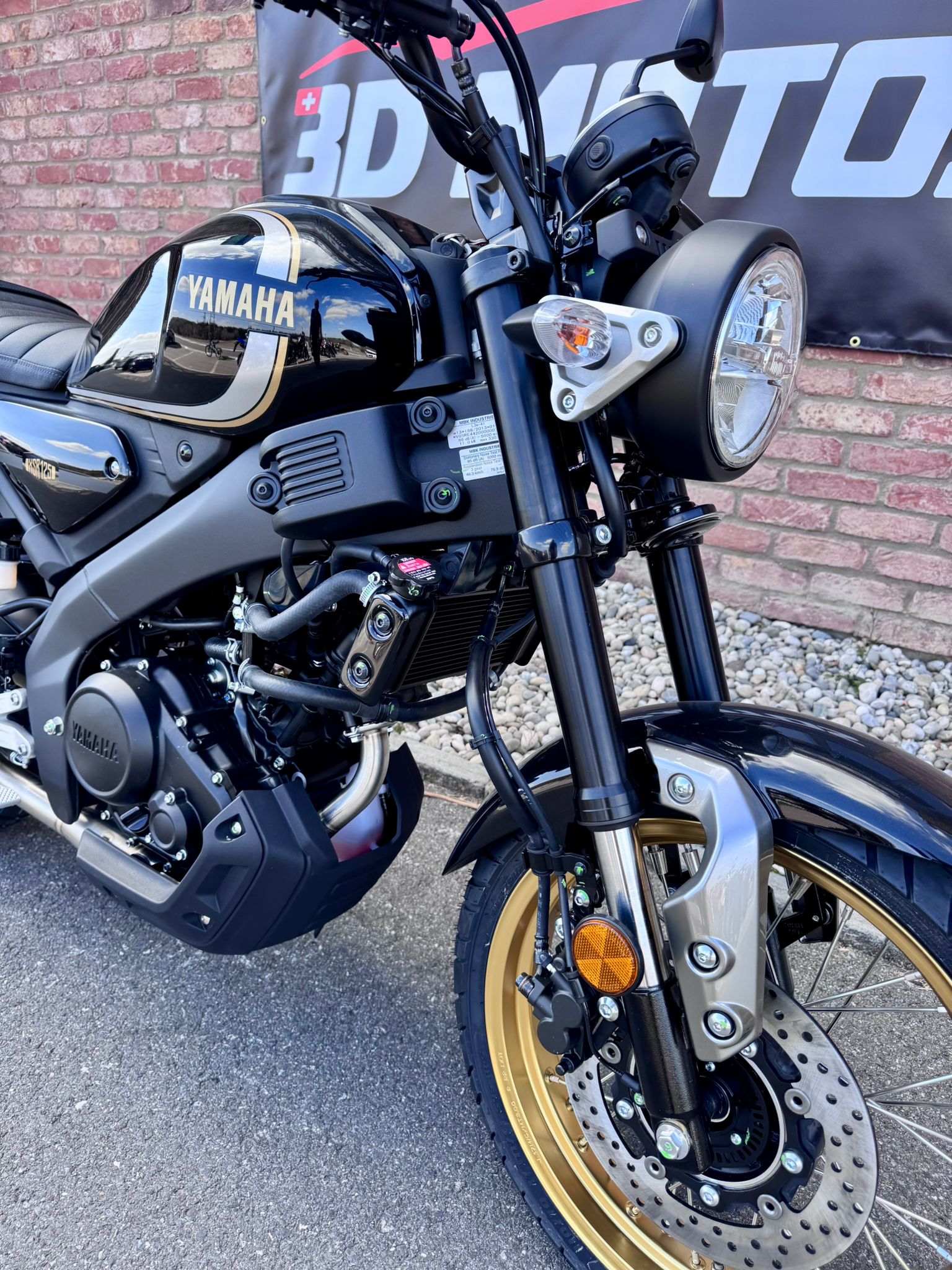 YAMAHA XSR 125 Legacy-image-7
