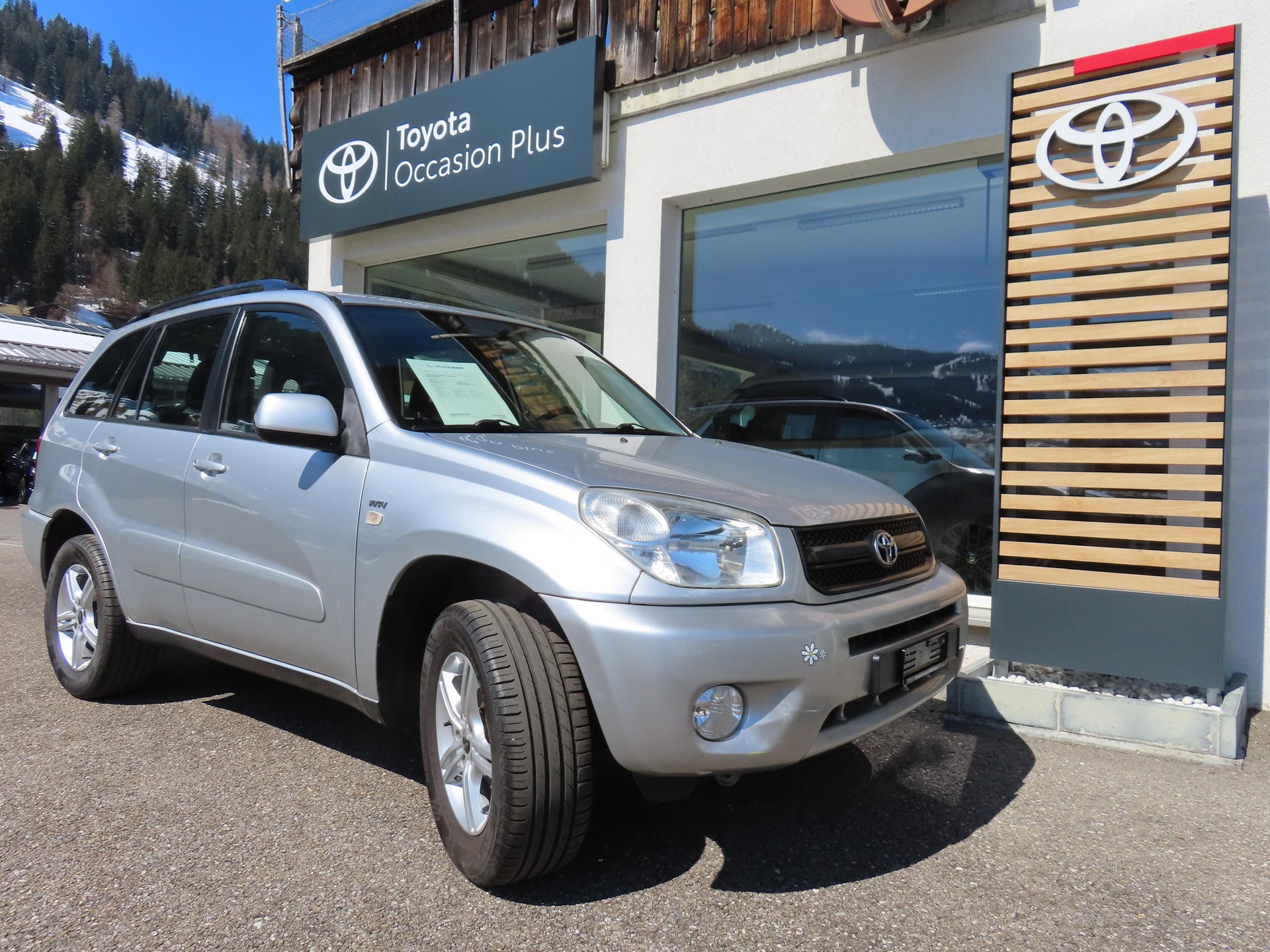 TOYOTA RAV4 2.0i-16V Mountain
