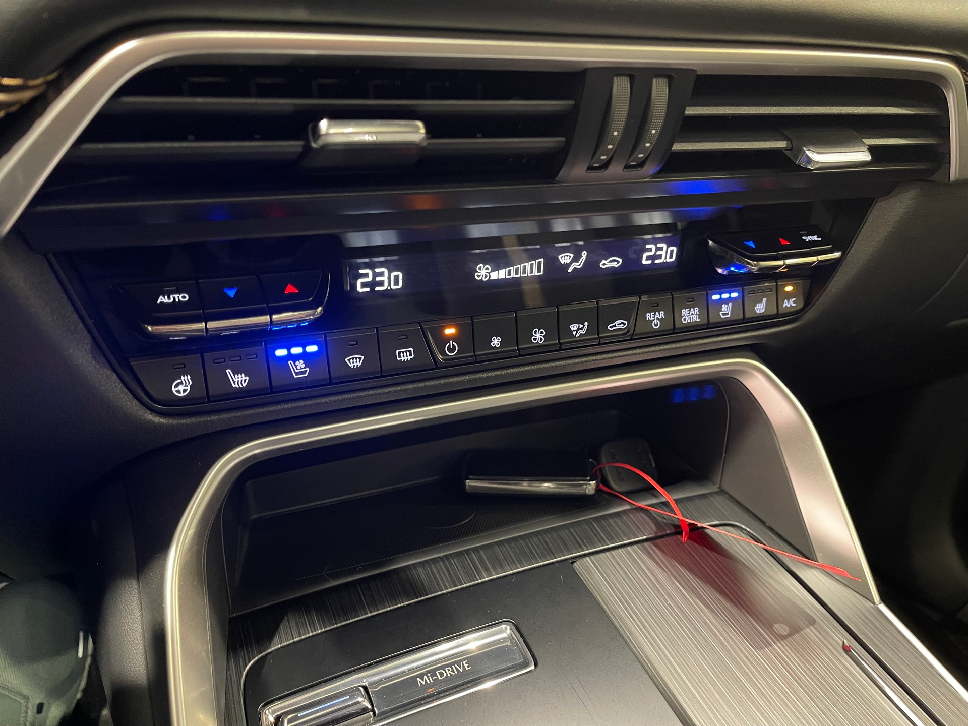 MAZDA CX-80 e-Skyactiv D254 MHEV AWD Homura Plus-image-23