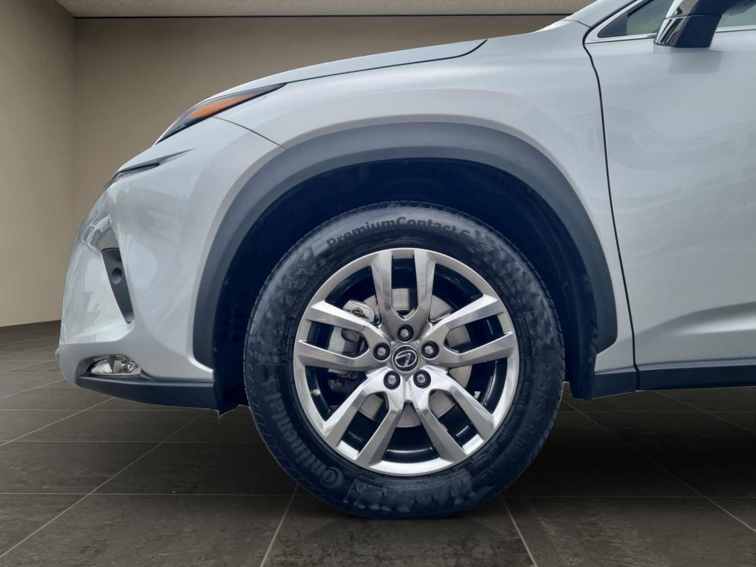 LEXUS NX 300h comfort AWD-image-15