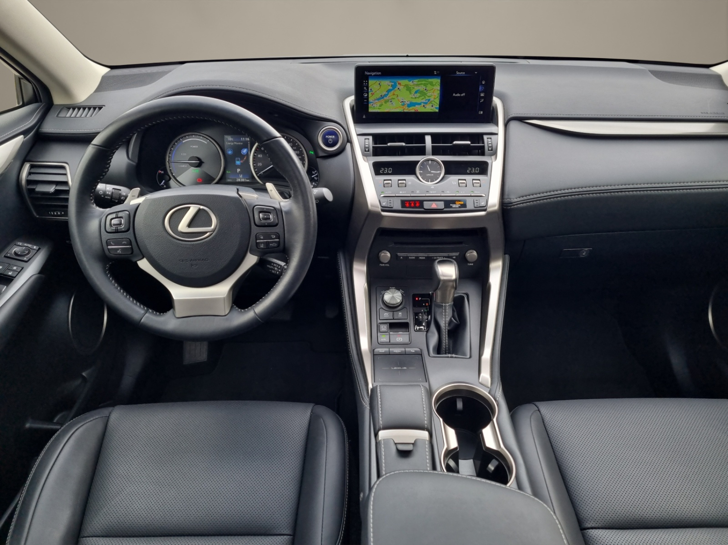 LEXUS NX 300h comfort AWD-image-11