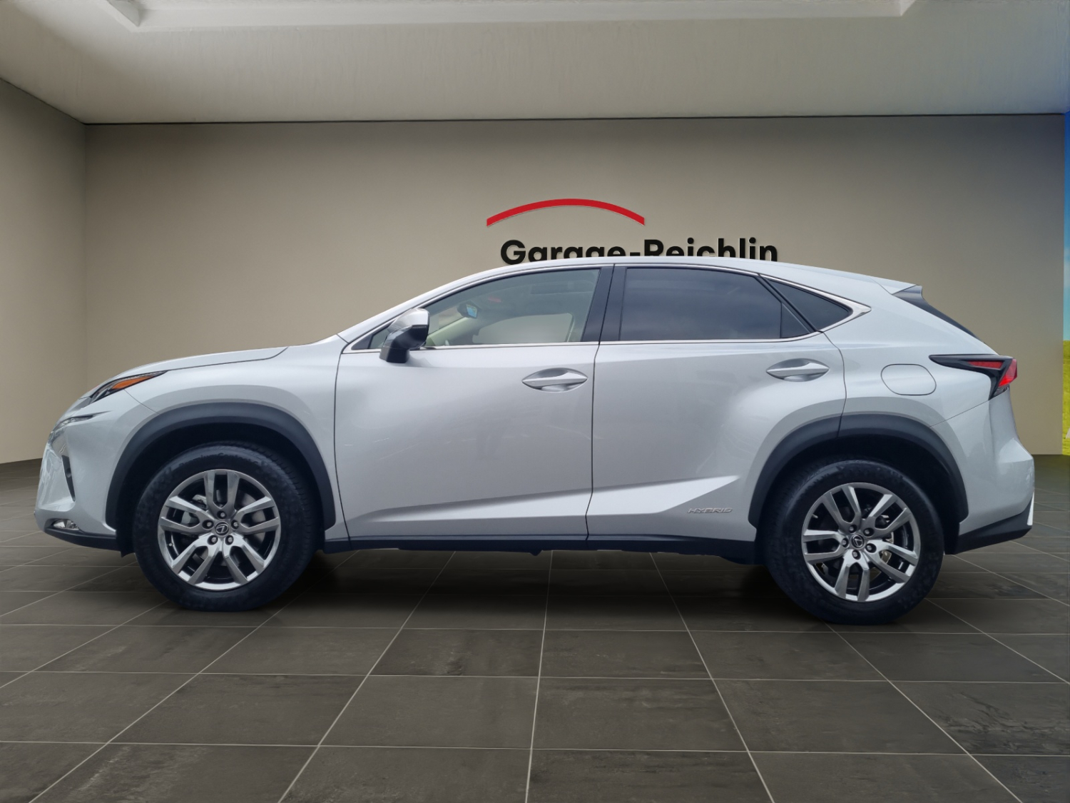 LEXUS NX 300h comfort AWD-showroom-element-1