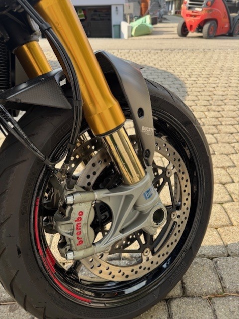 DUCATI Monster 1200 S-image-6