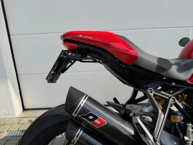 DUCATI Monster 1200 S-image-10