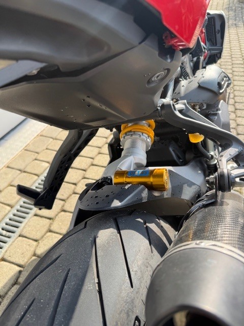 DUCATI Monster 1200 S-image-8