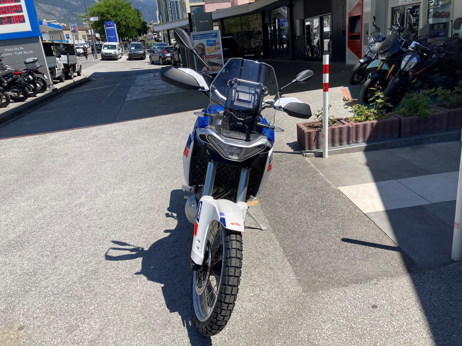 APRILIA Tuareg 660 Evocative-image-3
