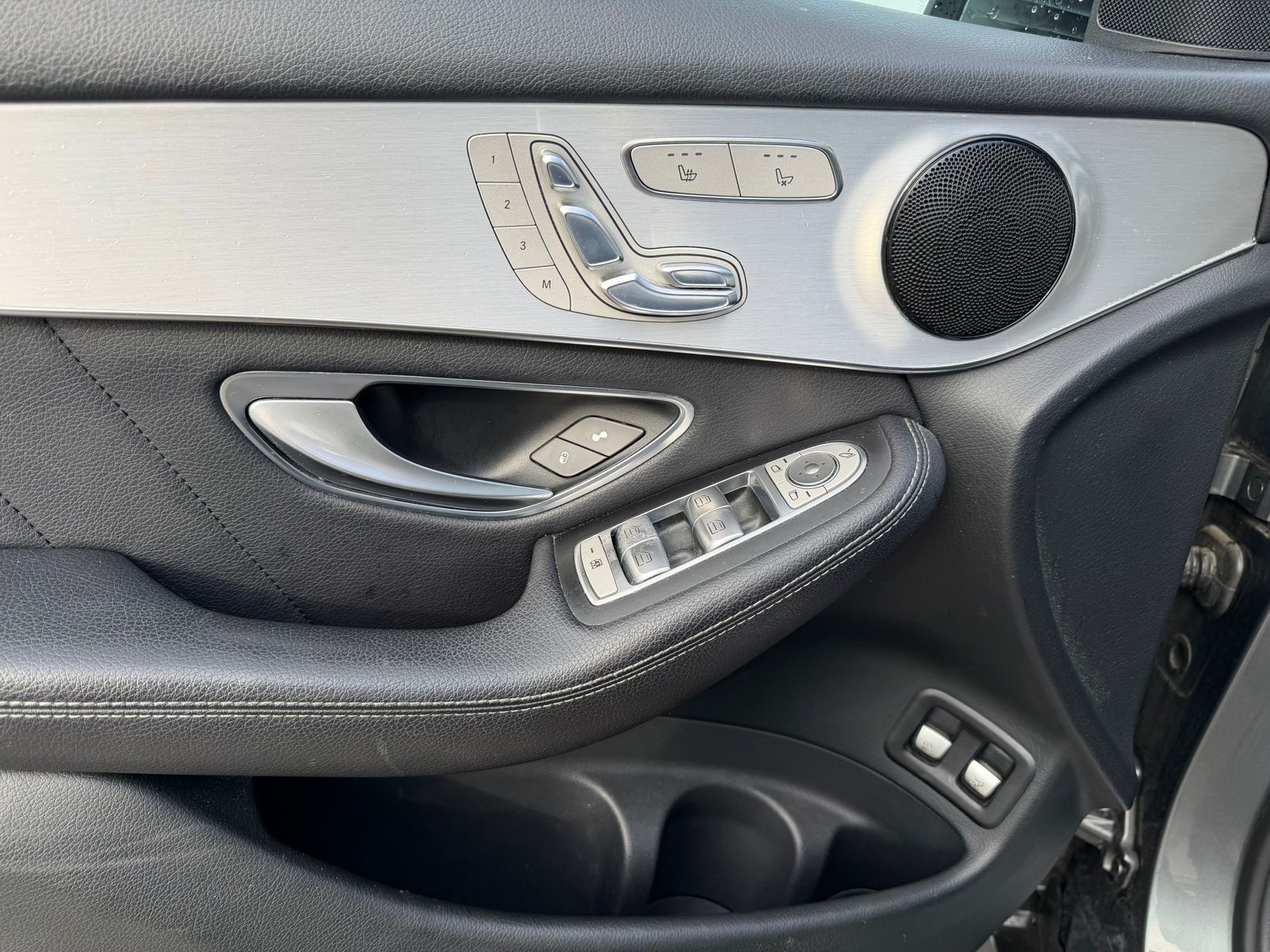 MERCEDES-BENZ GLC Coupé 350 d 4Matic 9G-Tronic-image-15