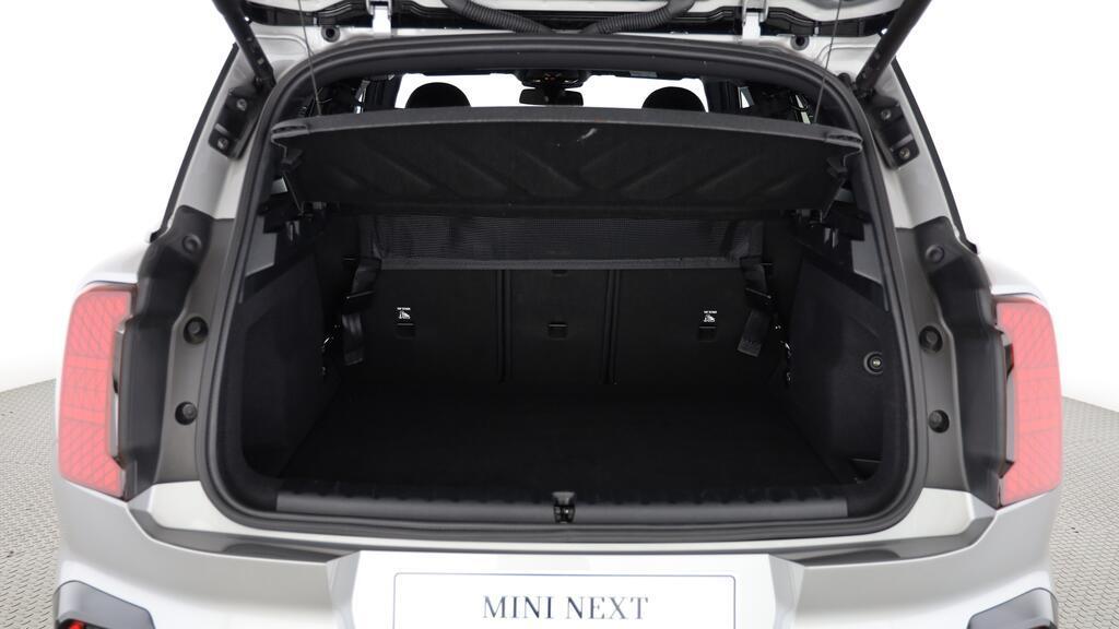 MINI John Cooper Works Countryman ALL4-image-20