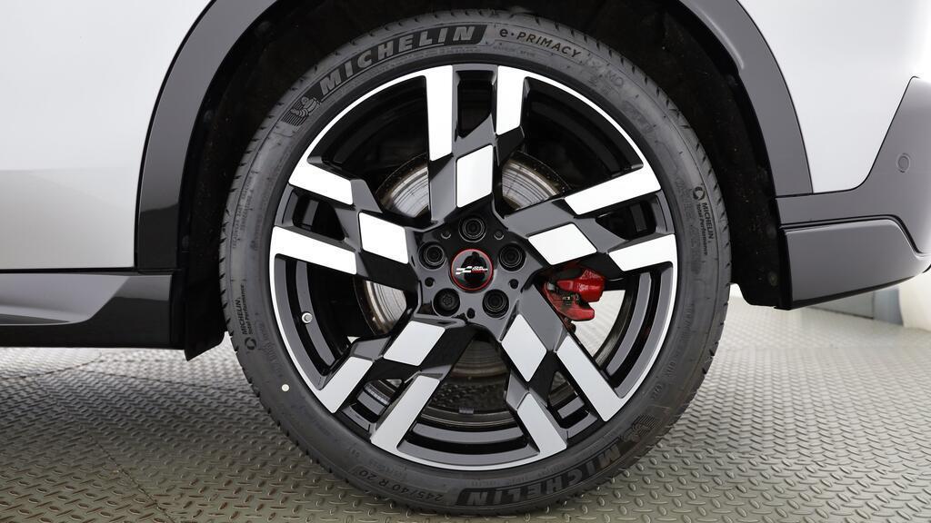 MINI John Cooper Works Countryman ALL4-image-8
