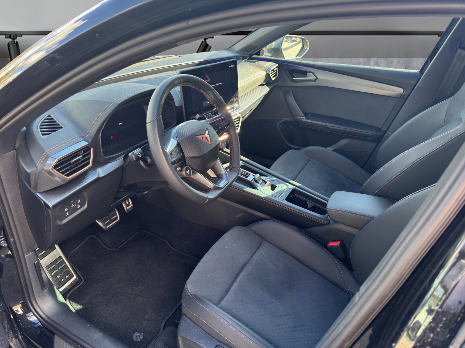 CUPRA LEON ST 2.0 TSI VZ DSG 4Drive-image-5