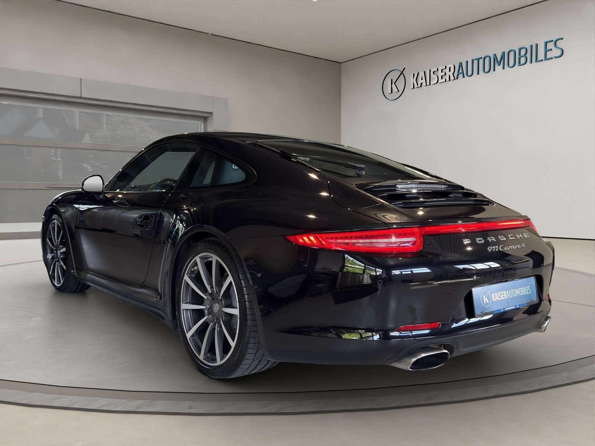 PORSCHE 911 Carrera 4 (991.1)-showroom-element-2