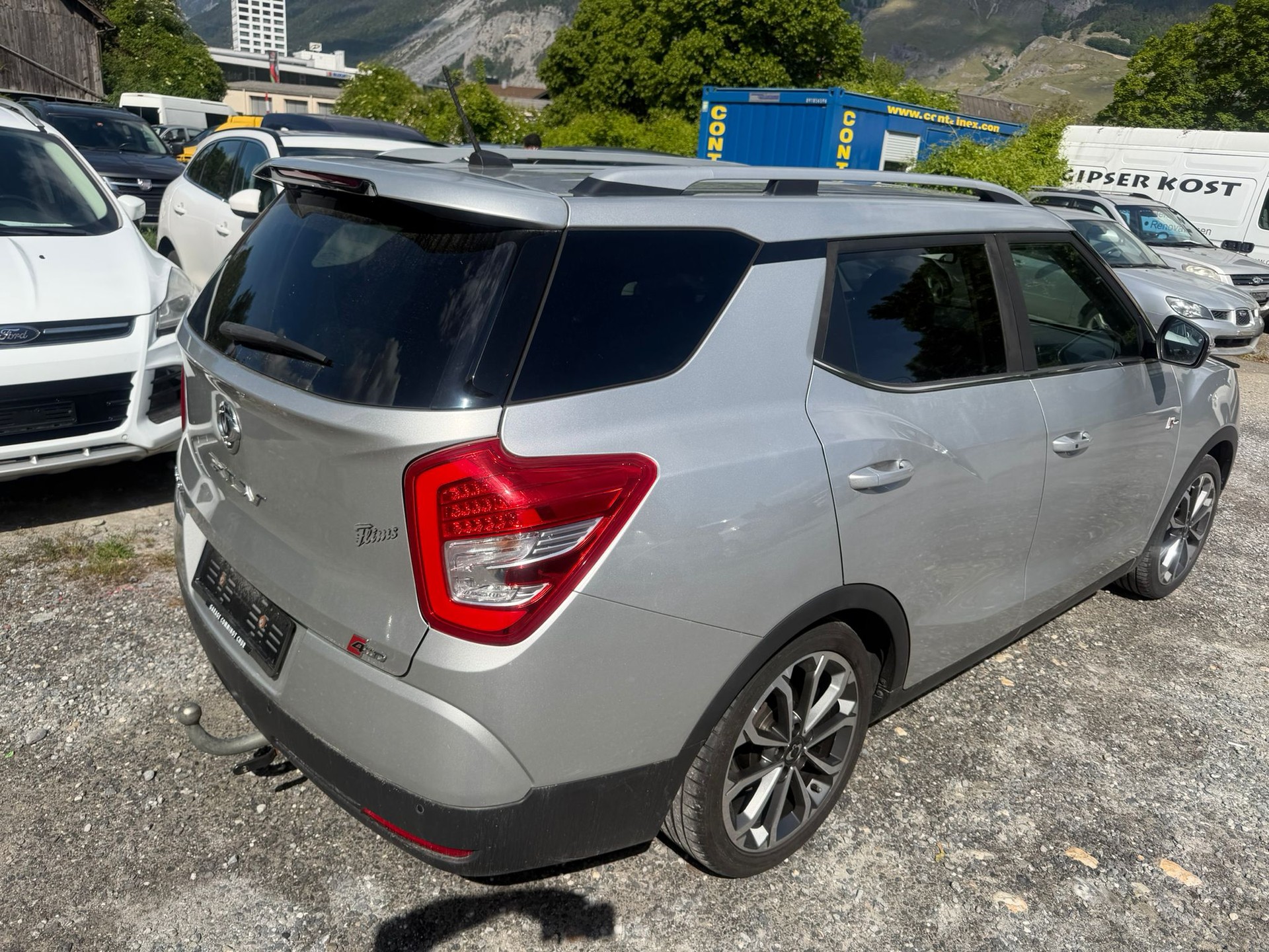 KGM-SsangYong XLV 1.6 eXDi Sapphire 4WD-image-3