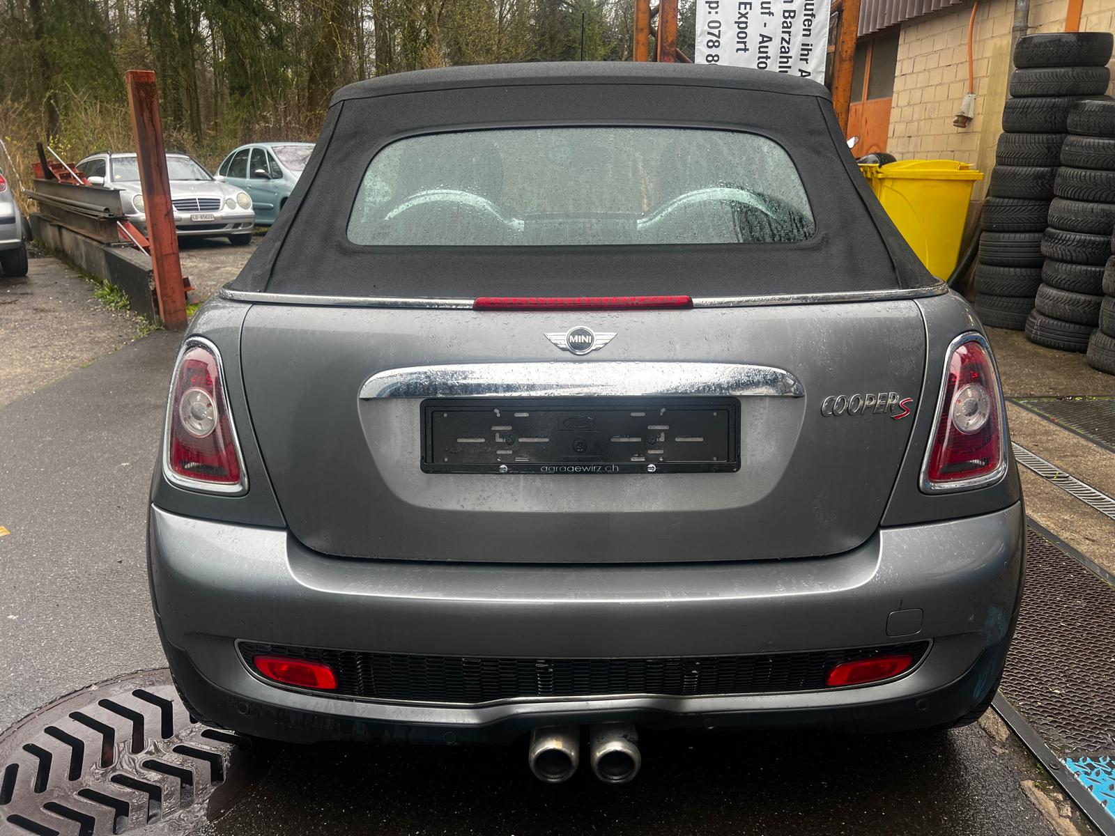 MINI Cooper S Cabriolet-image-6