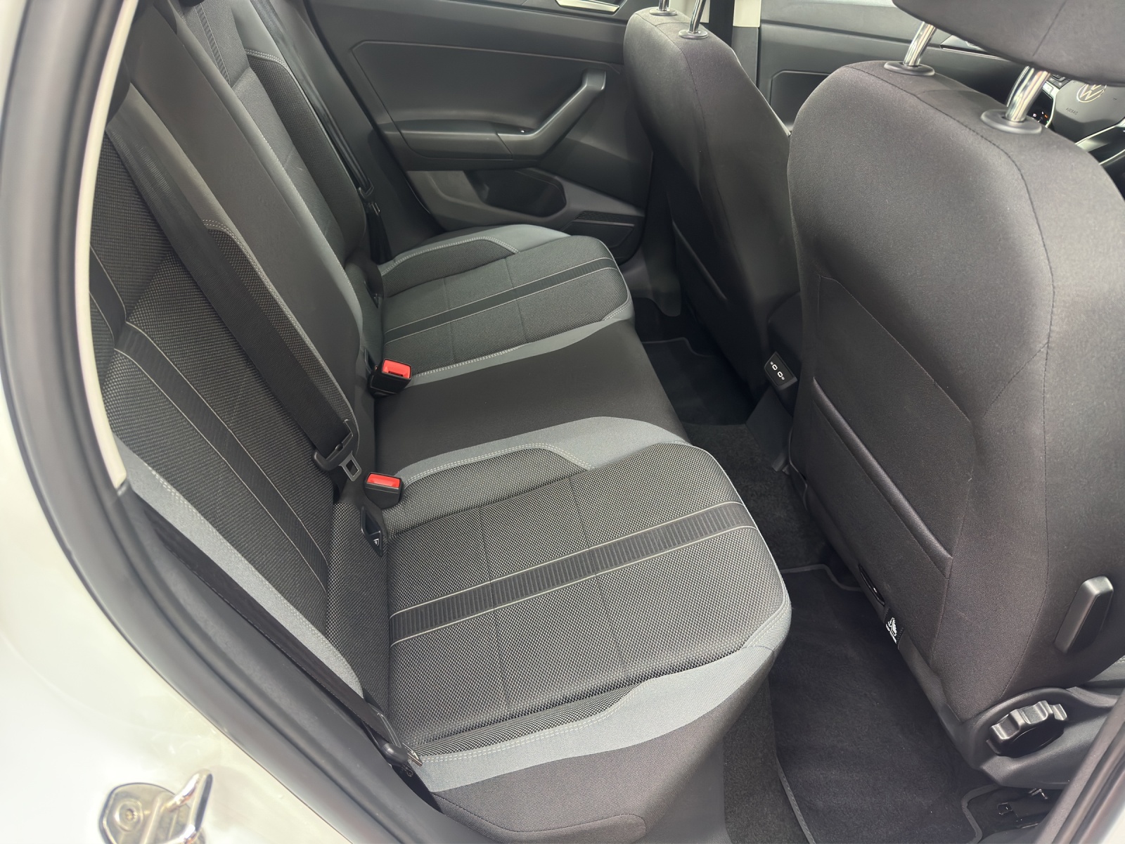 VW Polo 1.0 TSI Style DSG-image-11