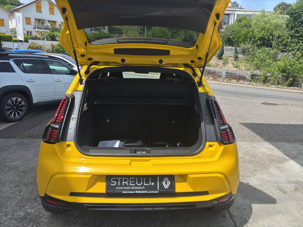 RENAULT R5 E-Tech Comfort Range iconic-image-14