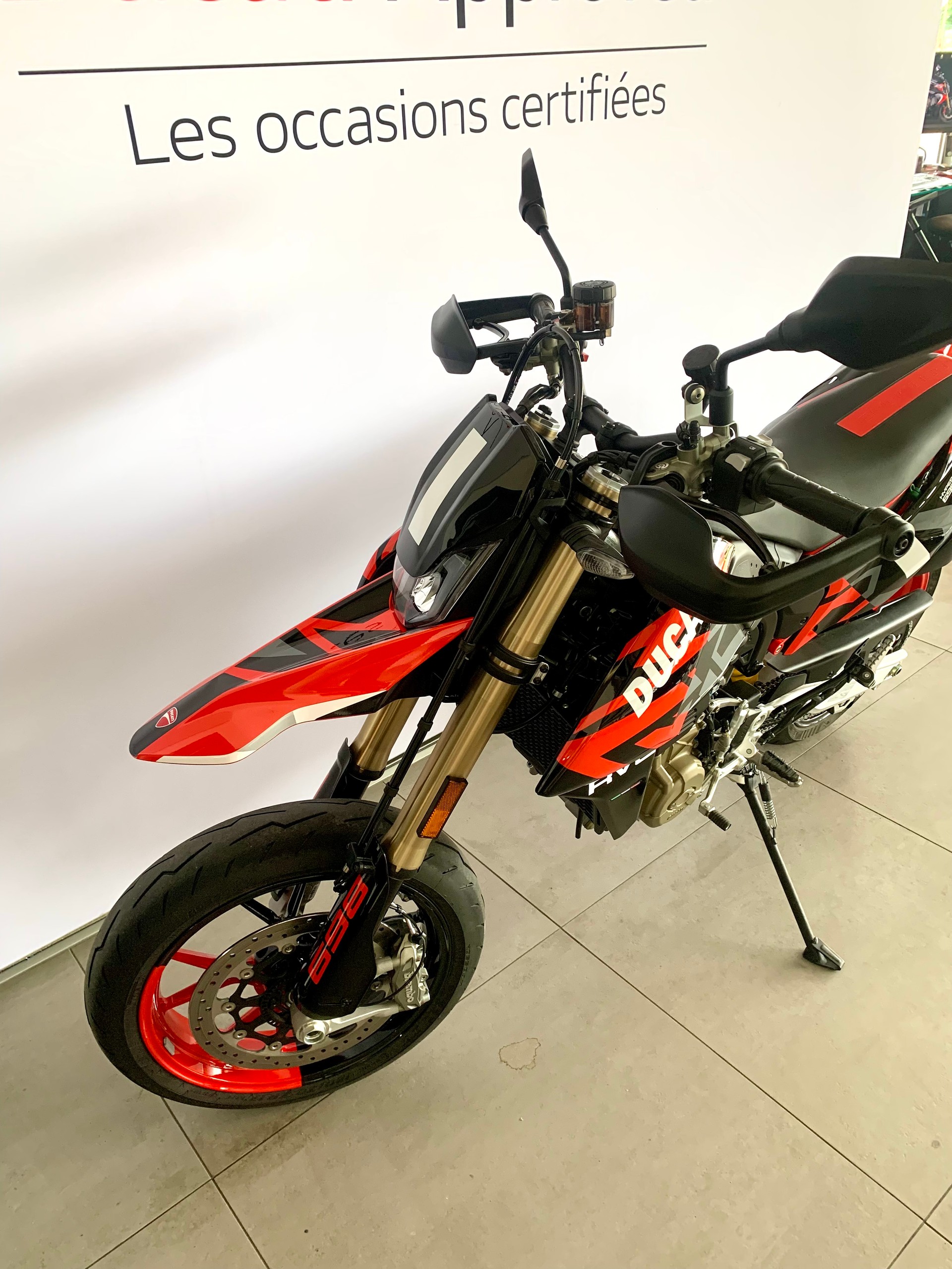 DUCATI Hypermotard 698 Mono RVE-image-4