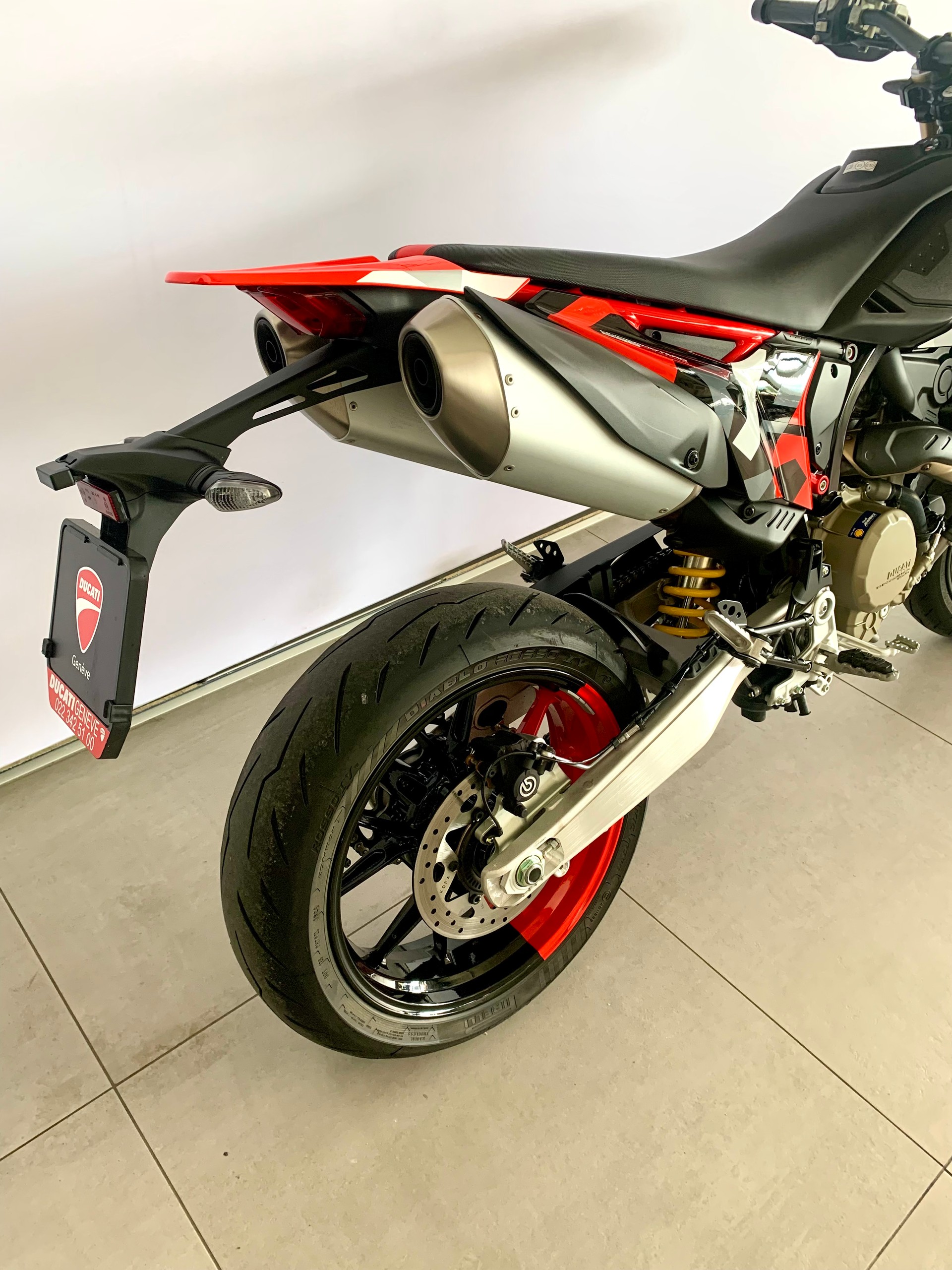 DUCATI Hypermotard 698 Mono RVE-image-7