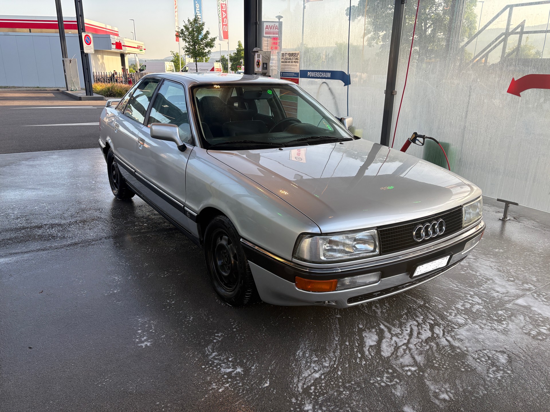 AUDI 90 2.3 E-image-1