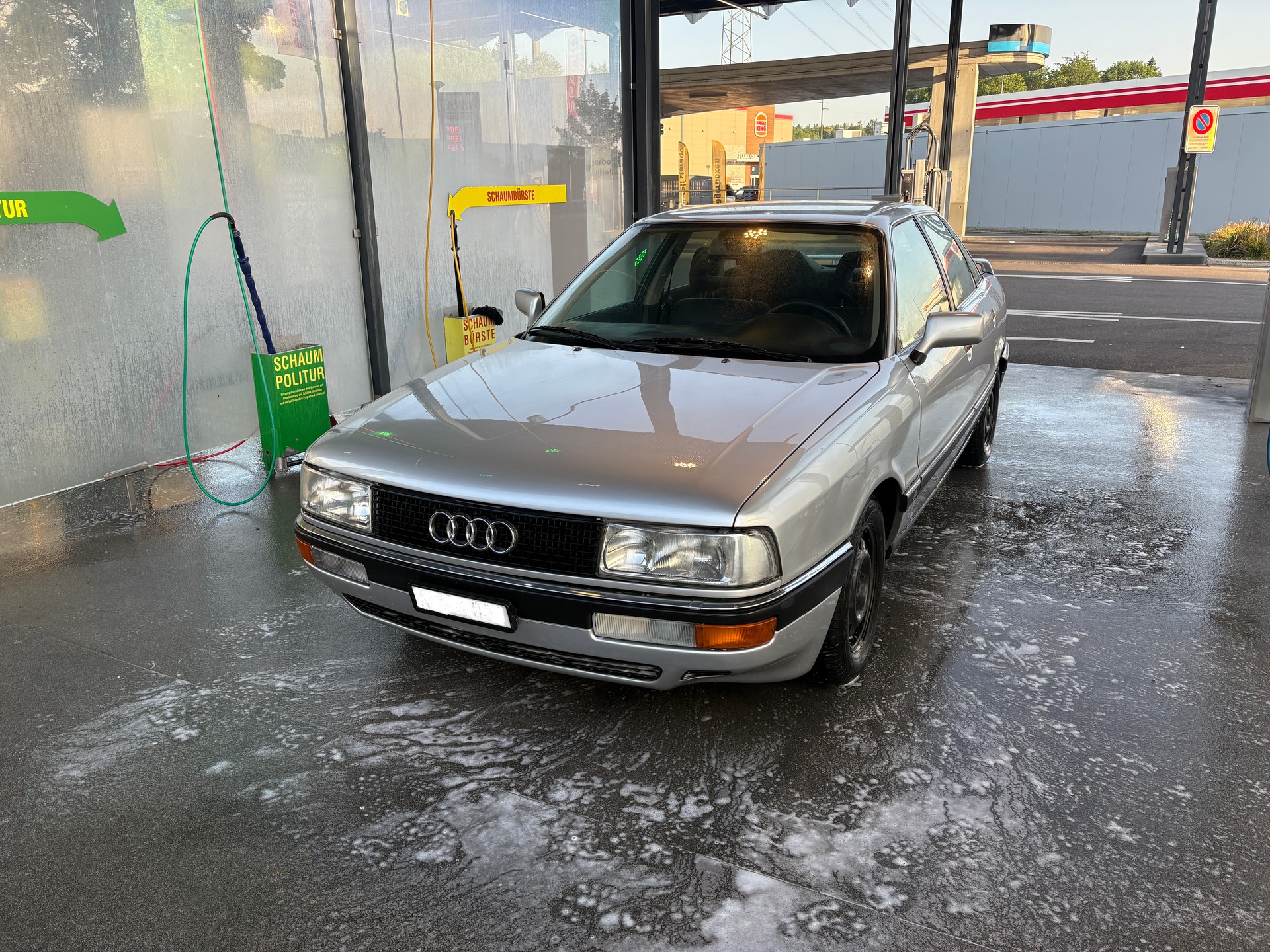 AUDI 90 2.3 E