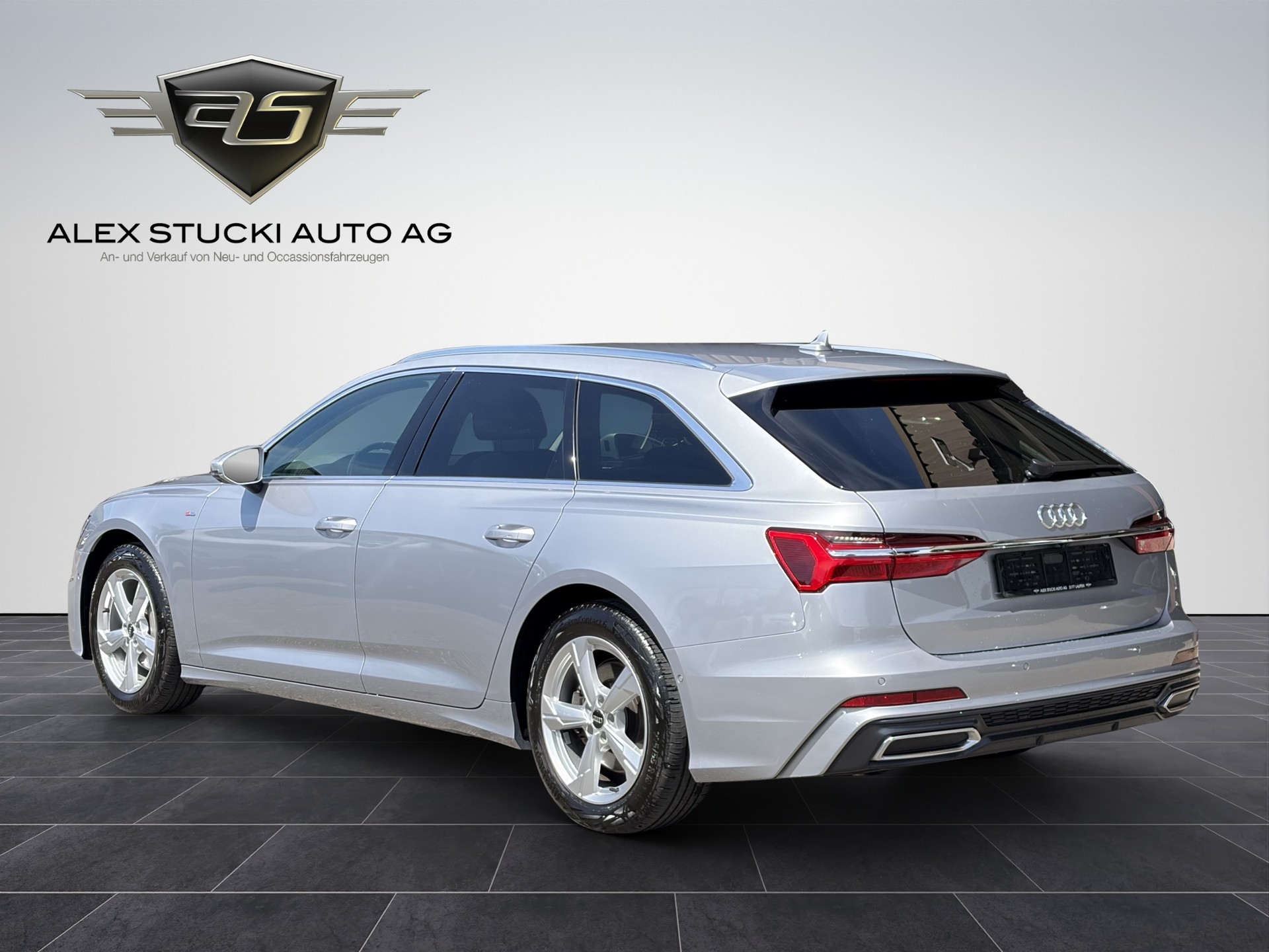 AUDI A6 Avant 45 TFSI Sport S-tronic quattro-image-4
