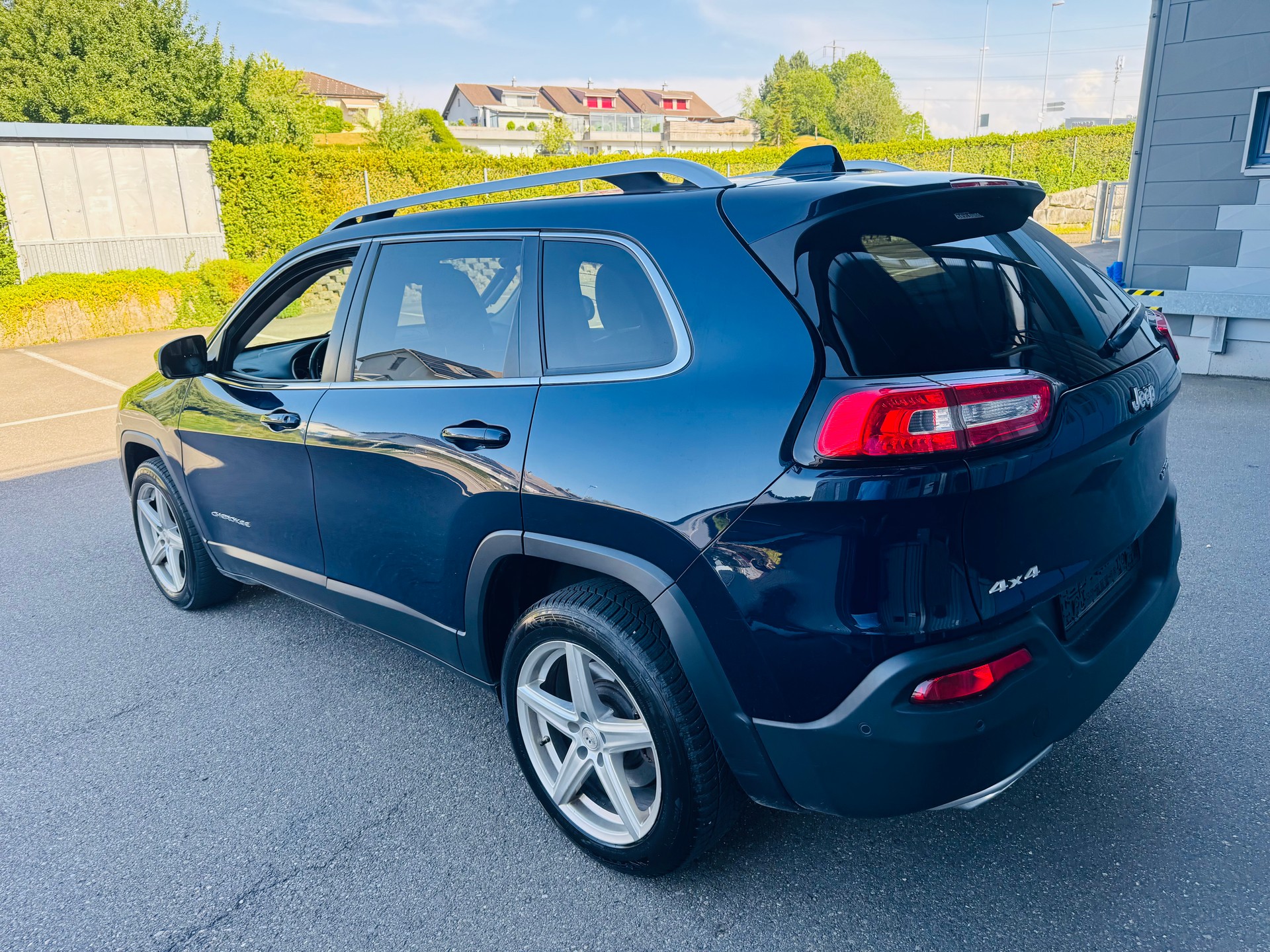 JEEP Cherokee 2.2TD Limited AWD 9ATX-image-3