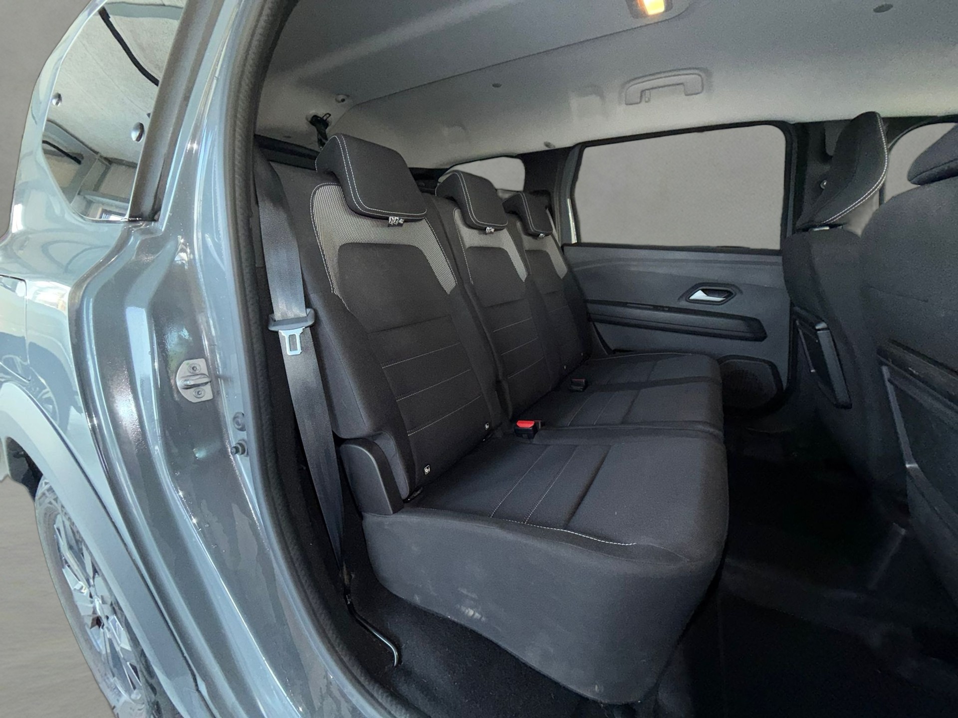 DACIA Jogger TCe 110 Extreme ** Visite sur rendez-vous**-image-8