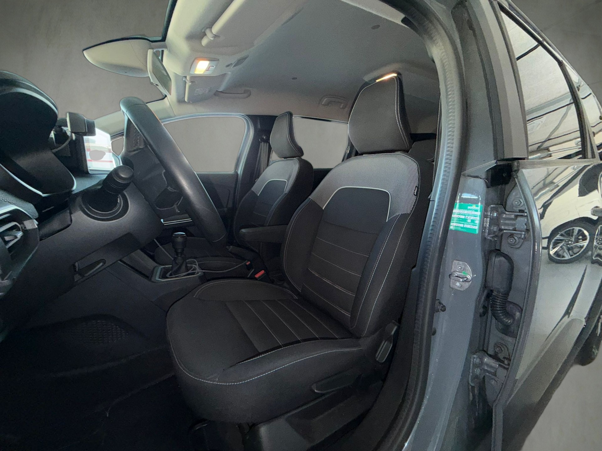 DACIA Jogger TCe 110 Extreme ** Visite sur rendez-vous**-image-6