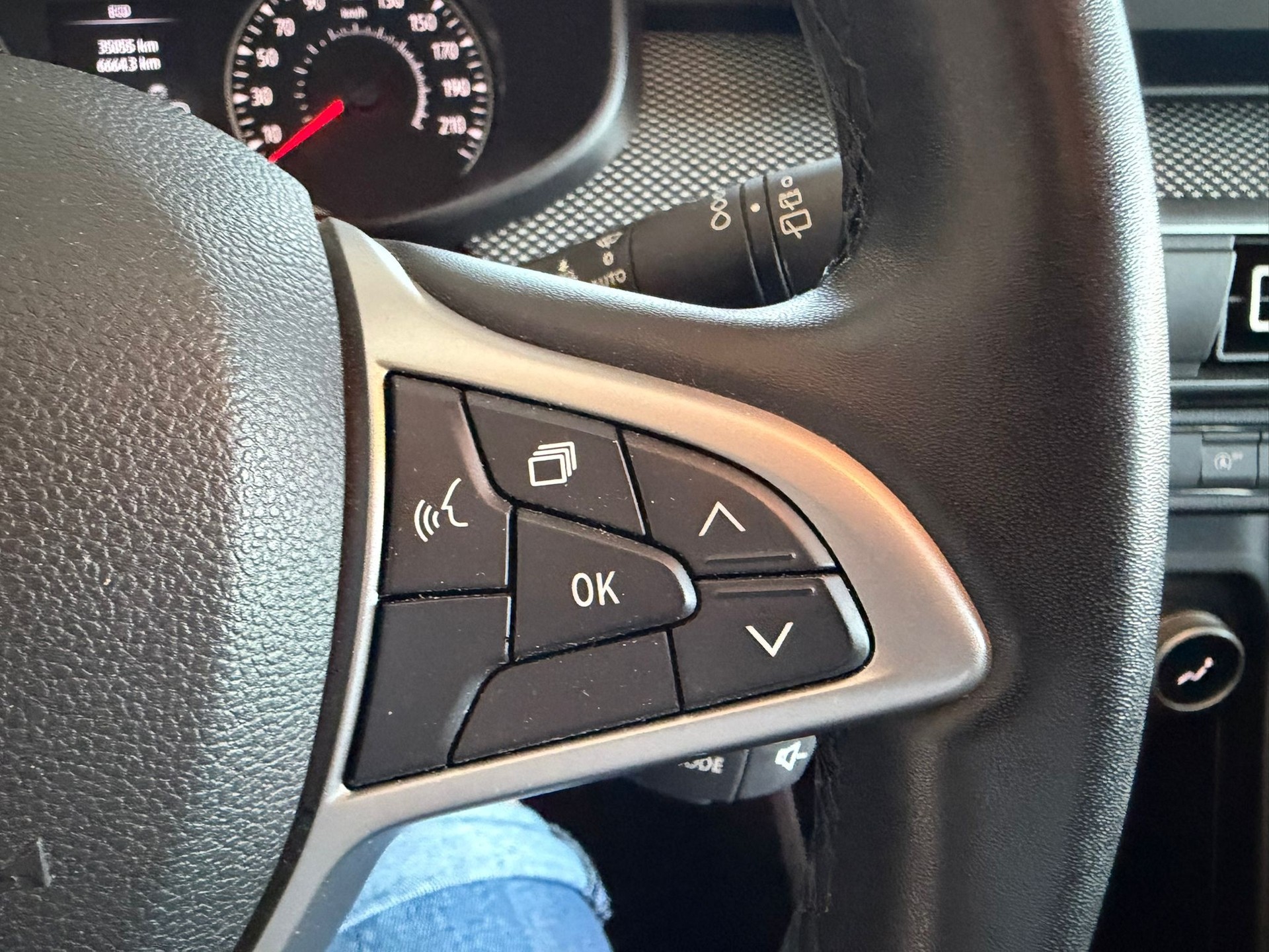 DACIA Jogger TCe 110 Extreme ** Visite sur rendez-vous**-image-13