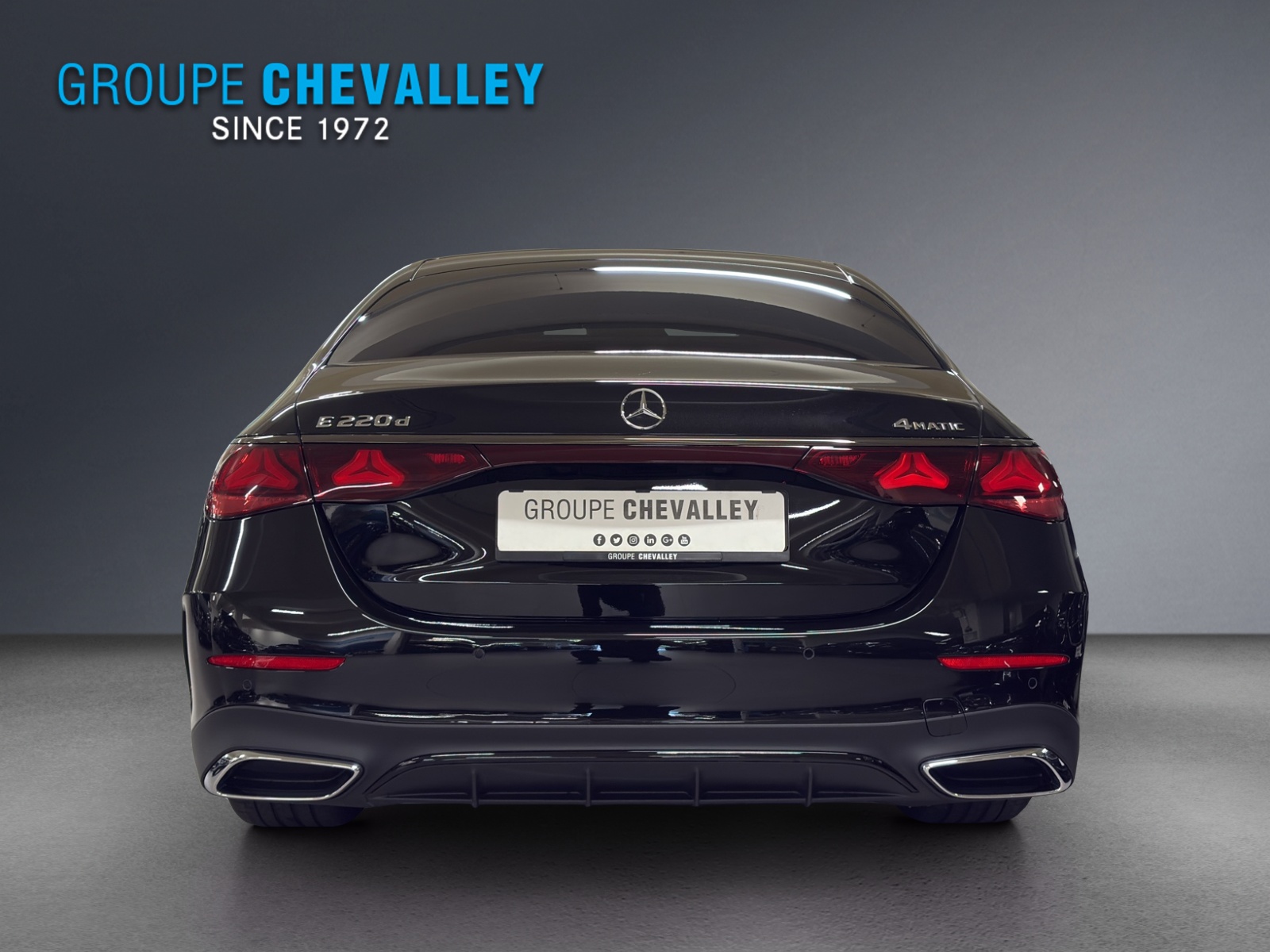 MERCEDES-BENZ E 220 d 4M Berline-image-4