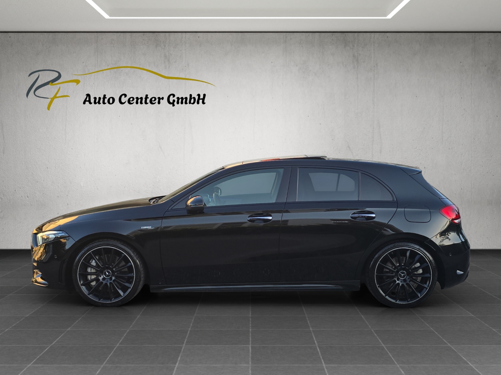 MERCEDES-BENZ A 35 AMG 4Matic Speedshift-image-3