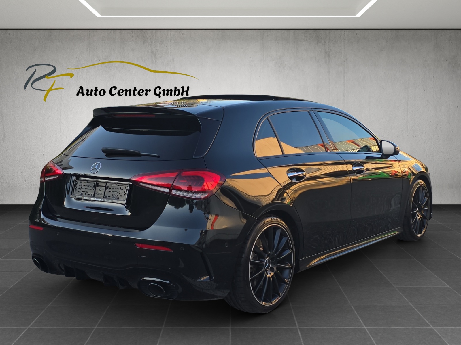 MERCEDES-BENZ A 35 AMG 4Matic Speedshift-image-6